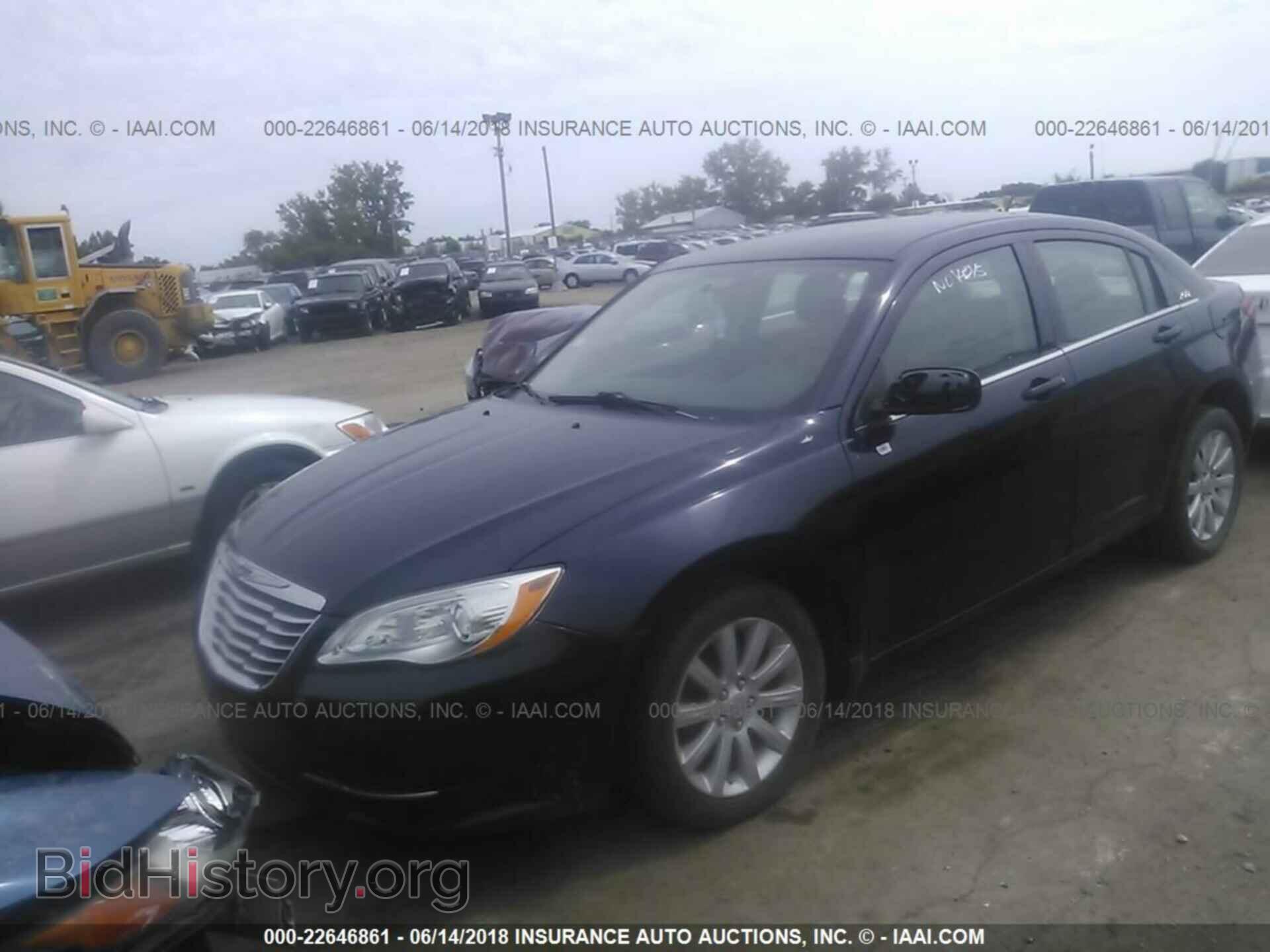 2012 Chrysler 200 - VIN: 1C3CCBBB5CN140099 - Photo 2