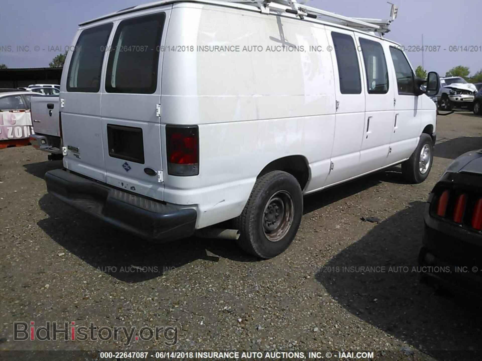 2011 Ford Econoline - VIN: 1FTNE2EL0BDA87786 - Photo 4