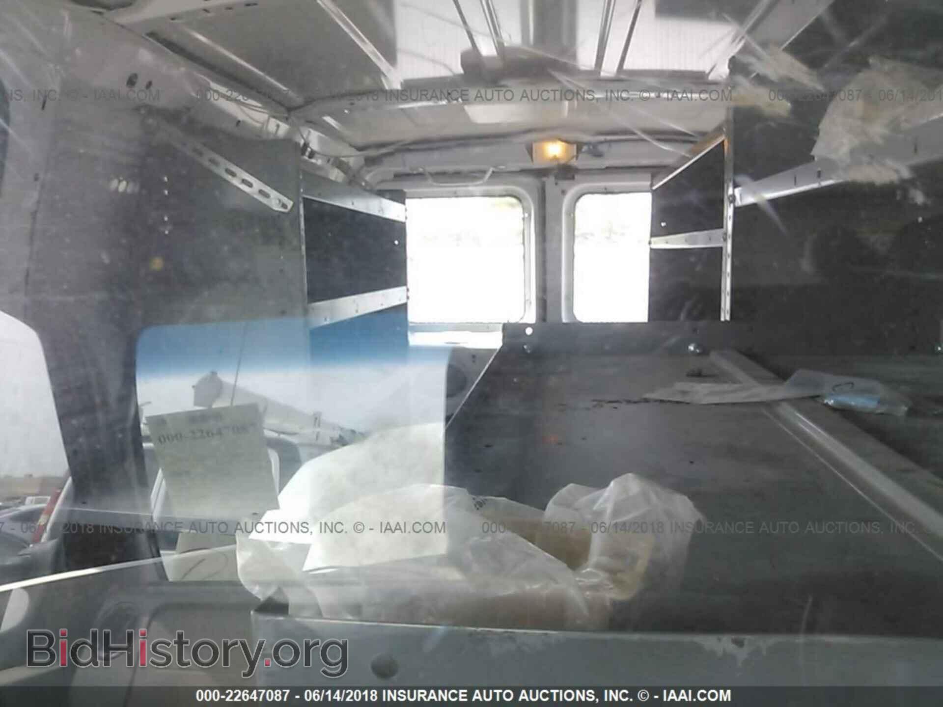 2011 Ford Econoline - VIN: 1FTNE2EL0BDA87786 - Photo 8