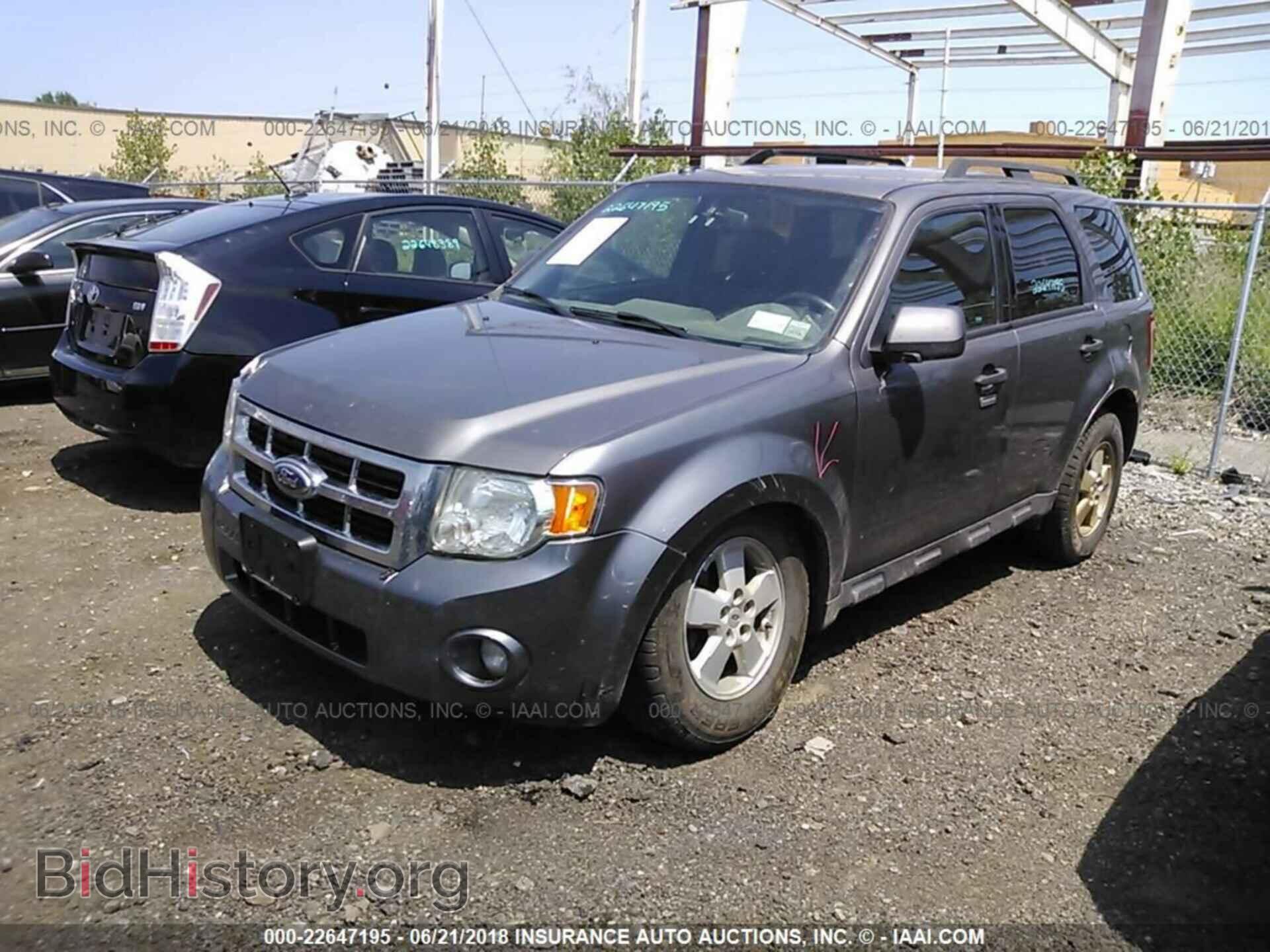 2012 Ford Escape - VIN: 1FMCU0D74CKB56782 - Фото 2