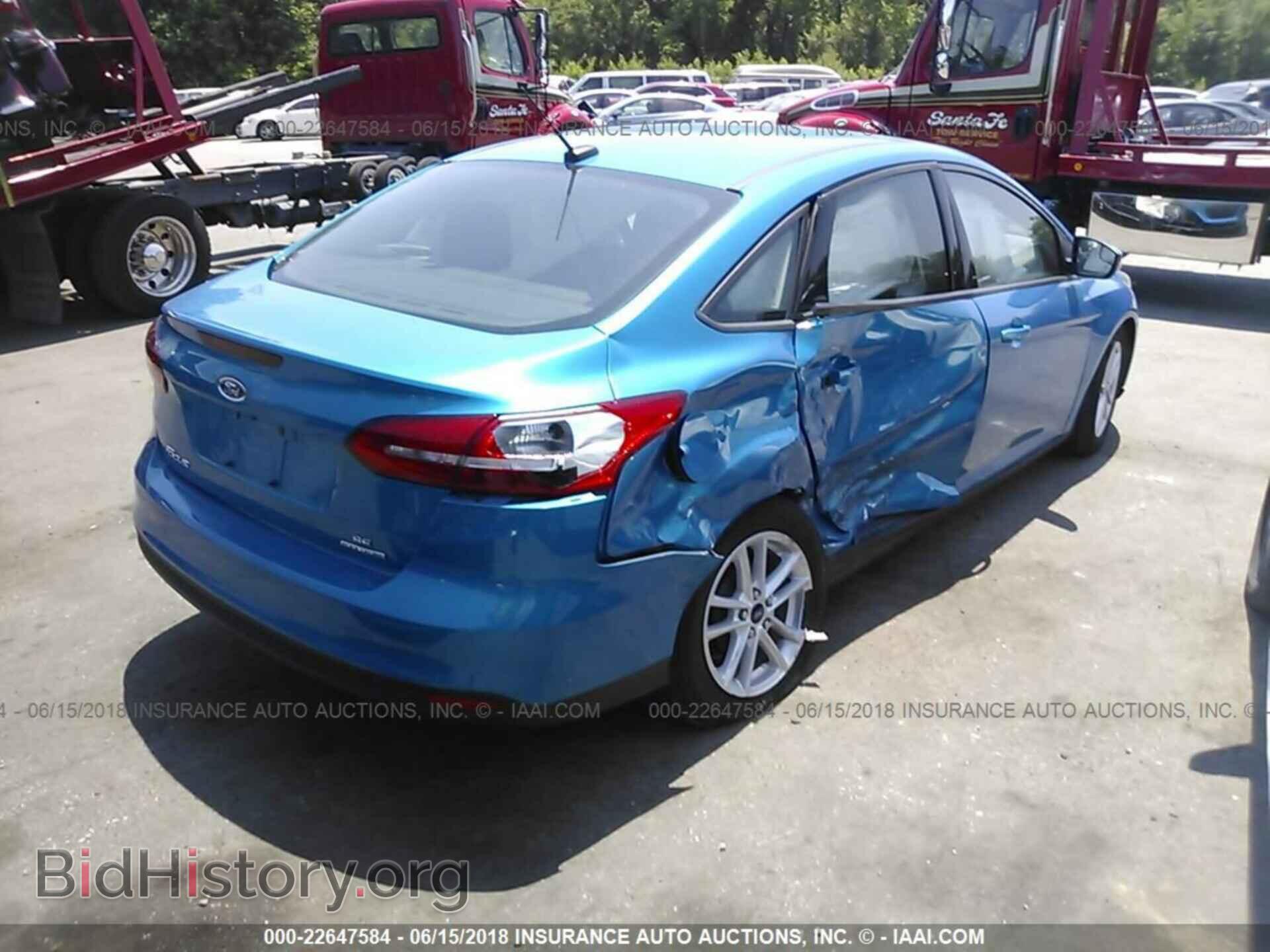 2016 Ford Focus - VIN: 1FADP3F21GL220981 - Фото 4
