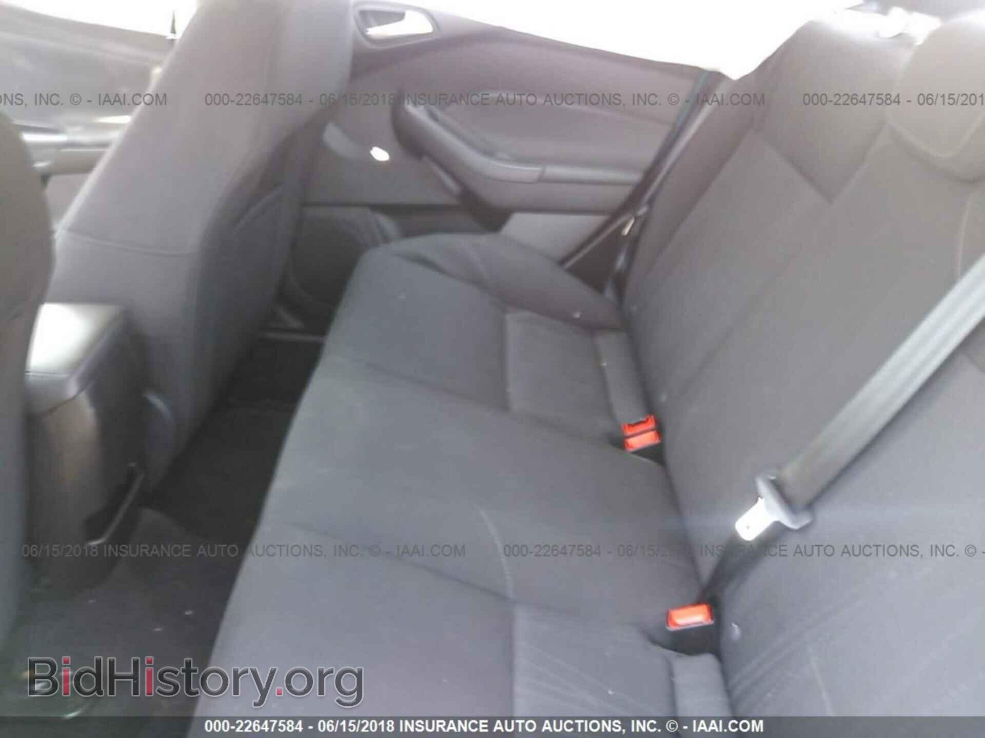 2016 Ford Focus - VIN: 1FADP3F21GL220981 - Фото 8