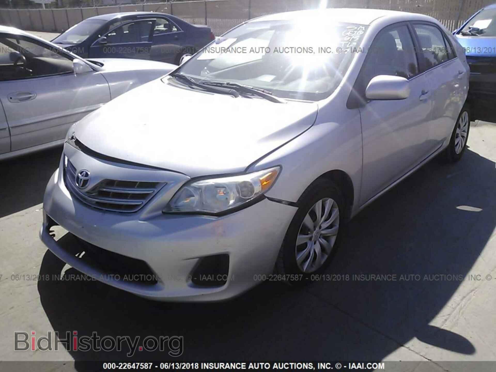 2013 Toyota Corolla - VIN: 5YFBU4EE7DP144973 - Фото 2