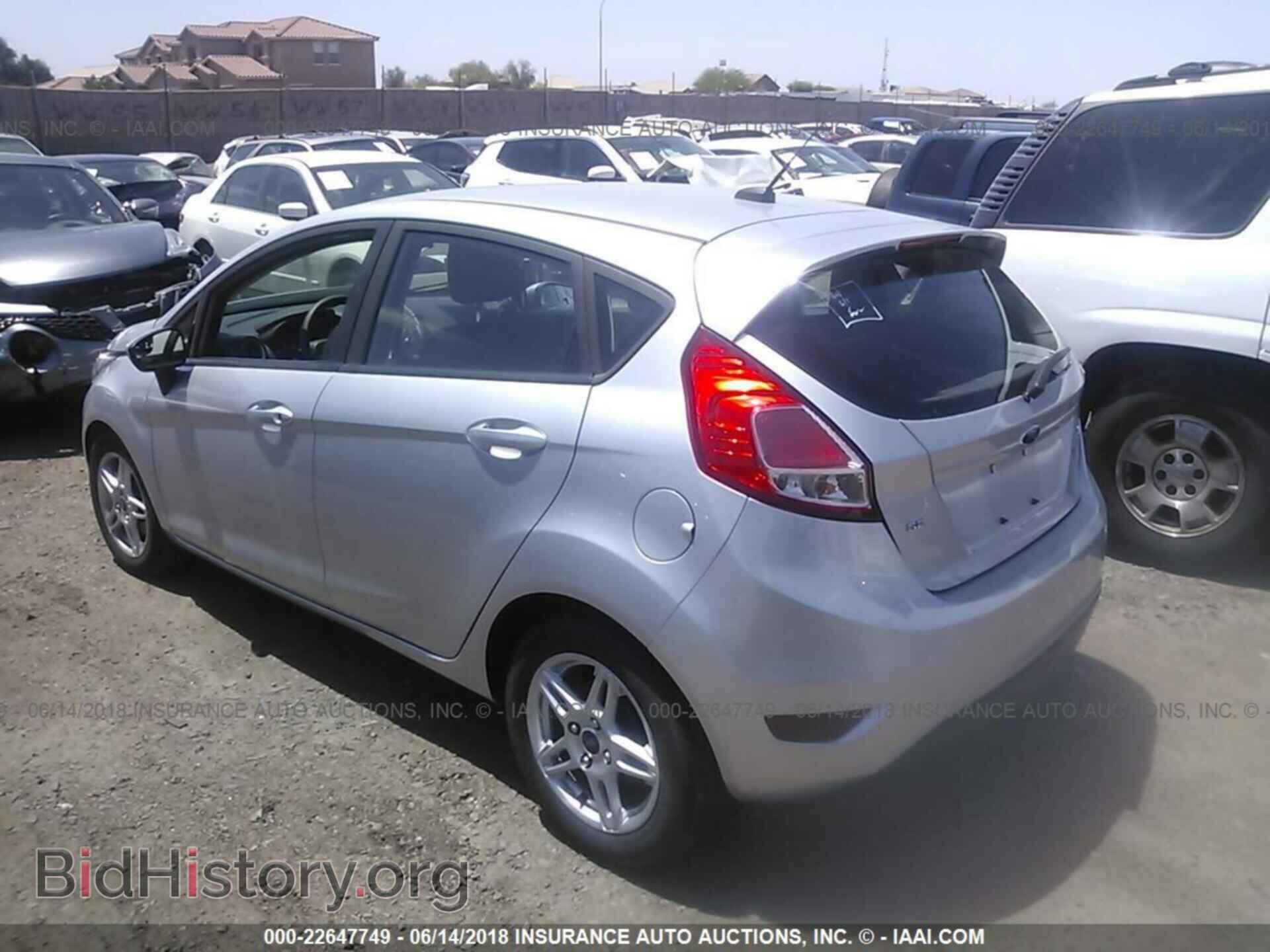 2017 Ford Fiesta - VIN: 3FADP4EJ9HM123994 - Фото 3