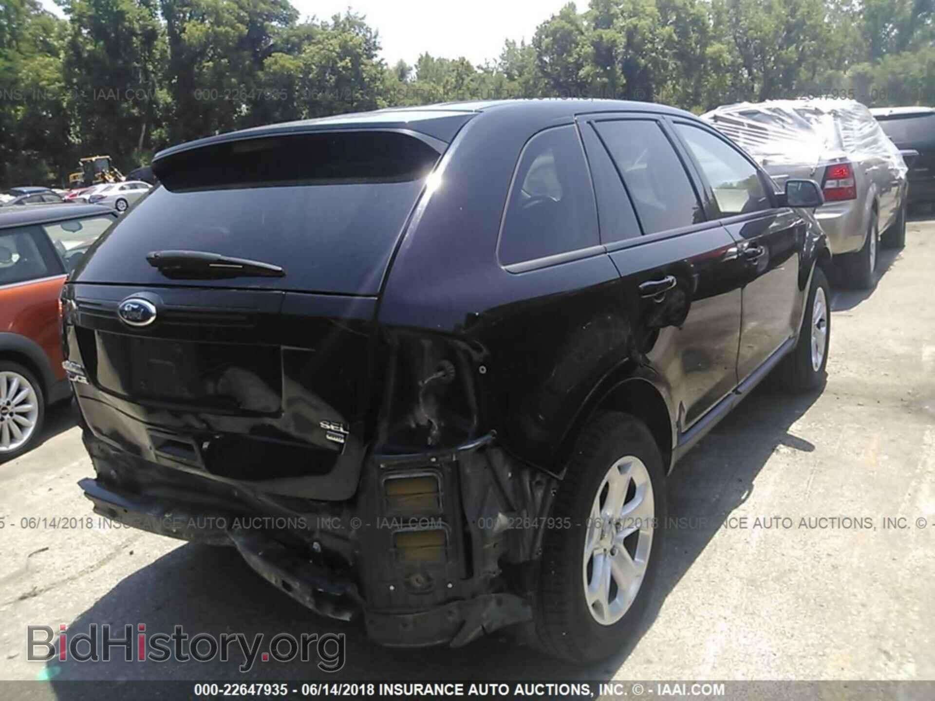 2012 Ford Edge - VIN: 2FMDK4JCXCBA05314 - Photo 4