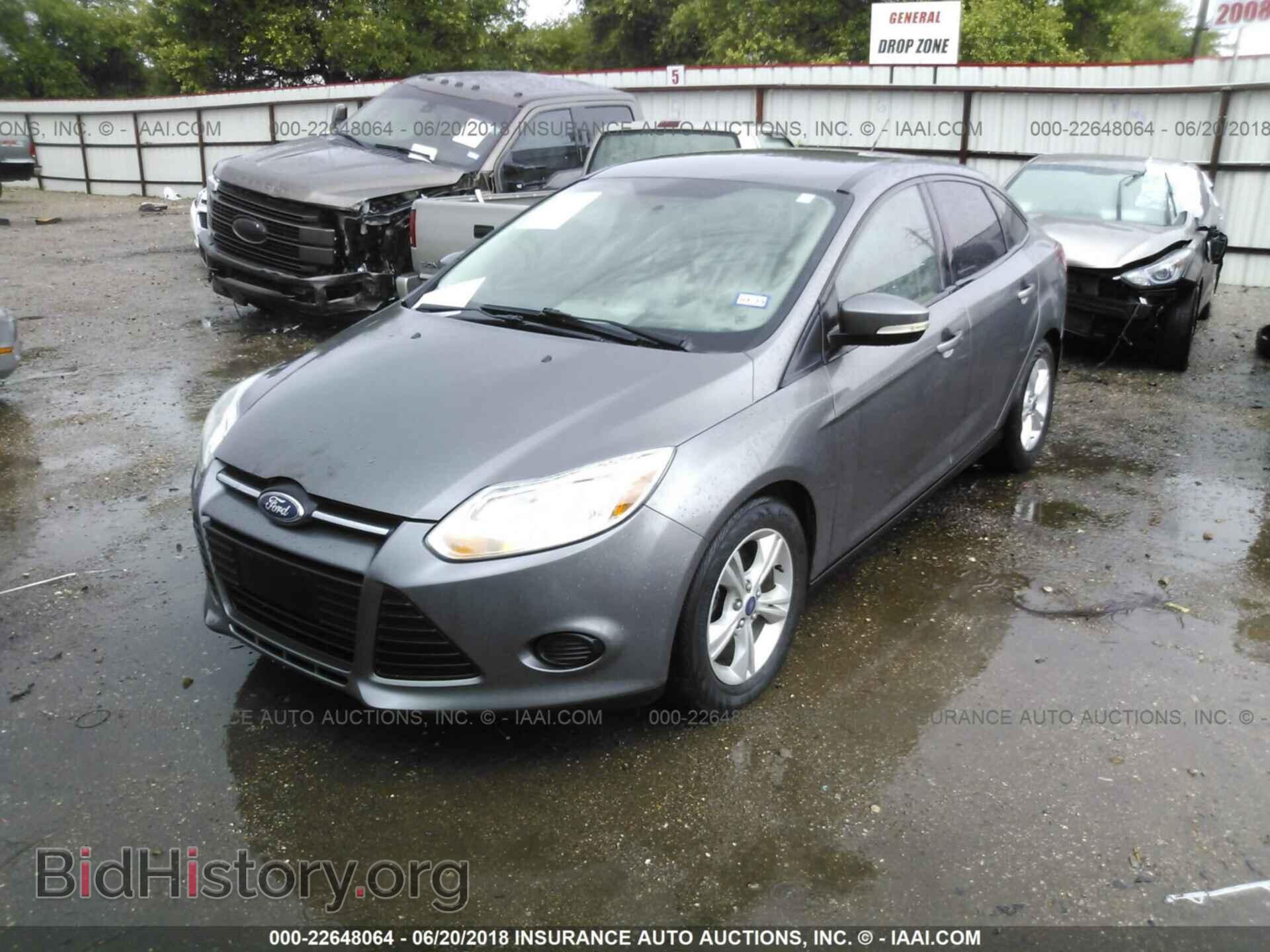 2014 Ford Focus - VIN: 1FADP3F25EL276029 - Photo 2