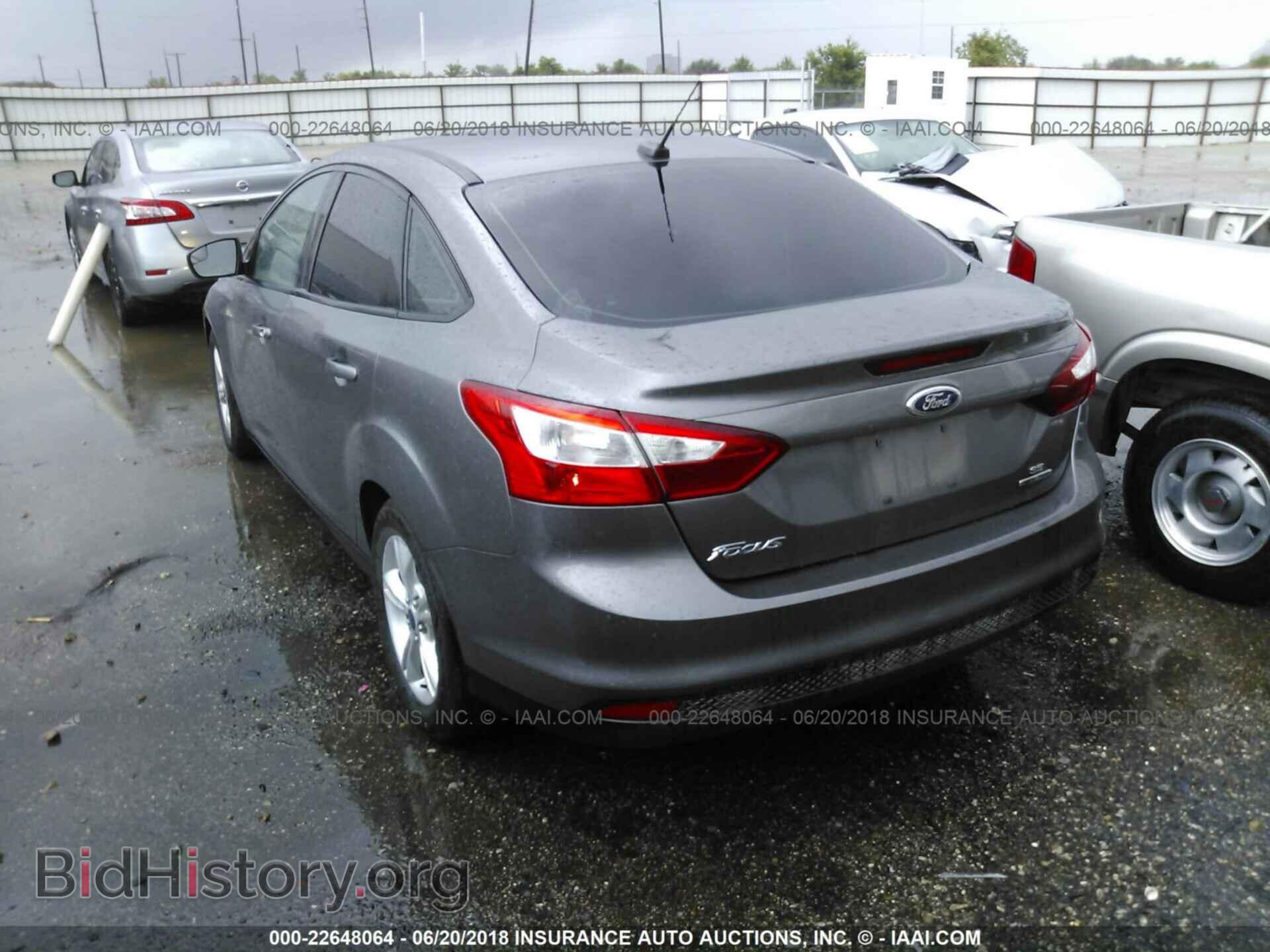 2014 Ford Focus - VIN: 1FADP3F25EL276029 - Photo 3