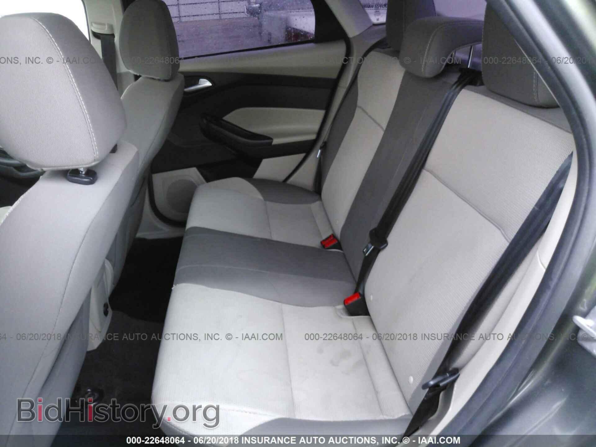 2014 Ford Focus - VIN: 1FADP3F25EL276029 - Photo 8