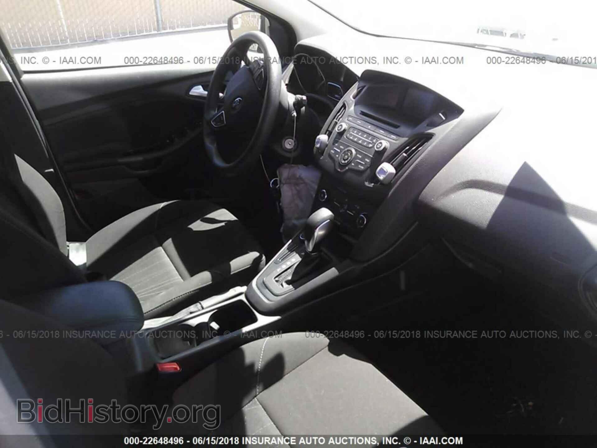2017 Ford Focus - VIN: 1FADP3K29HL314856 - Photo 5