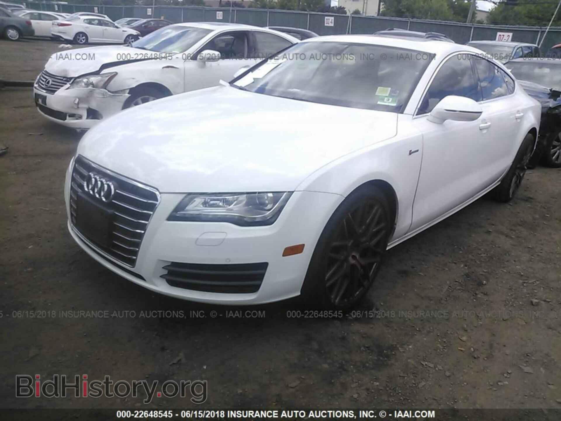 2012 Audi A7 - VIN: WAUSGAFC5CN001385 - Фото 2
