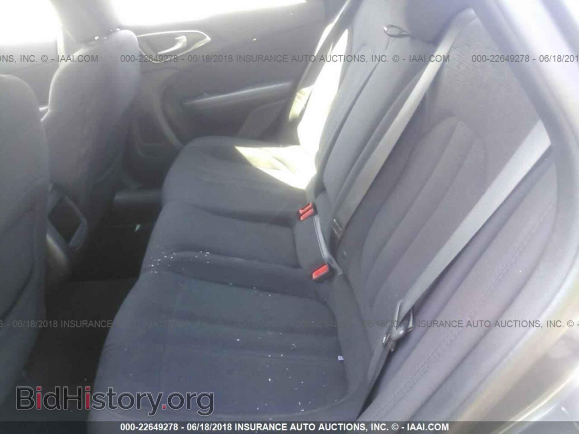 2015 Chrysler 200 - VIN: 1C3CCCAB5FN646589 - Фото 8