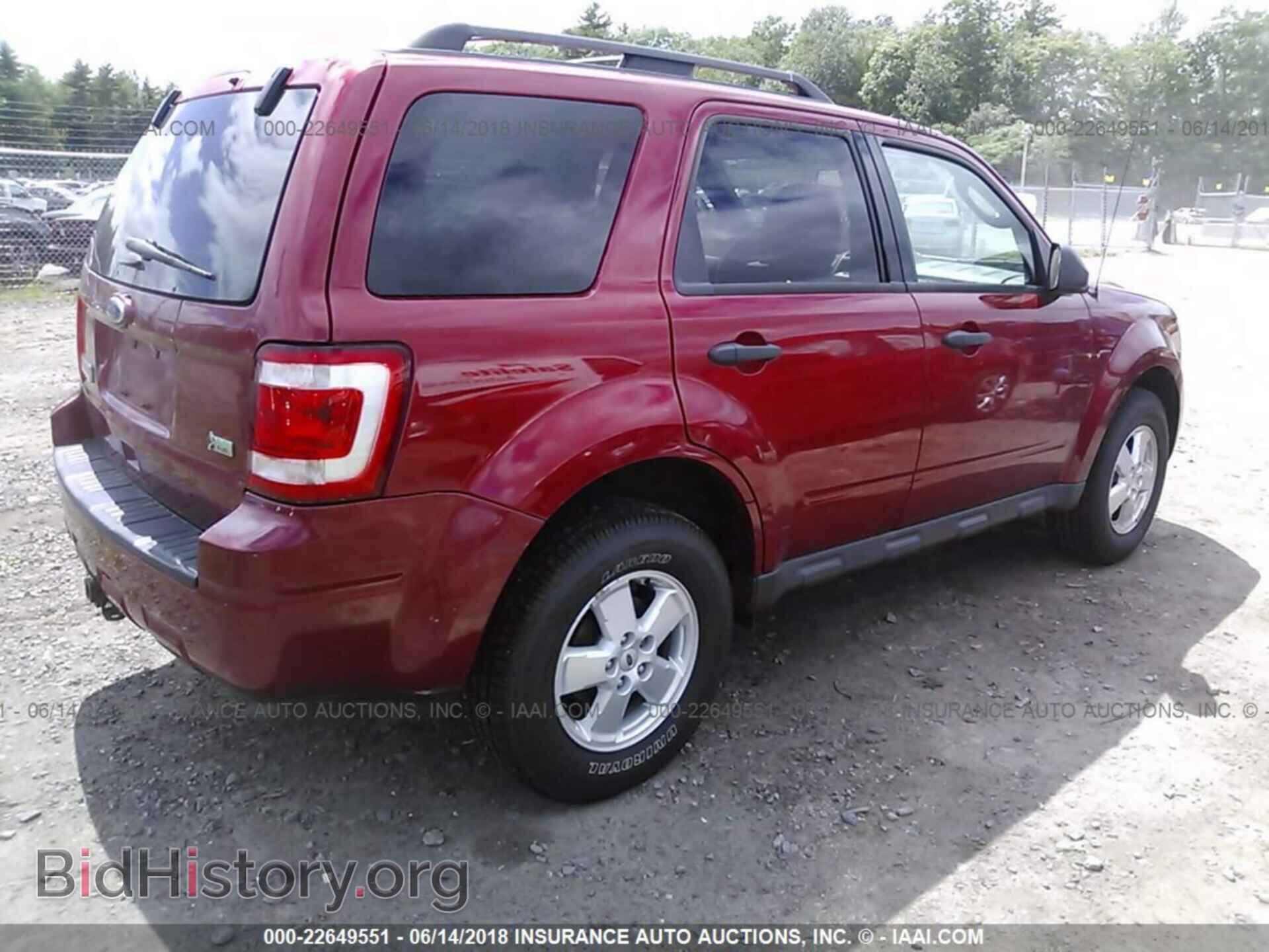 2012 Ford Escape - VIN: 1FMCU9DG8CKA32177 - Photo 4