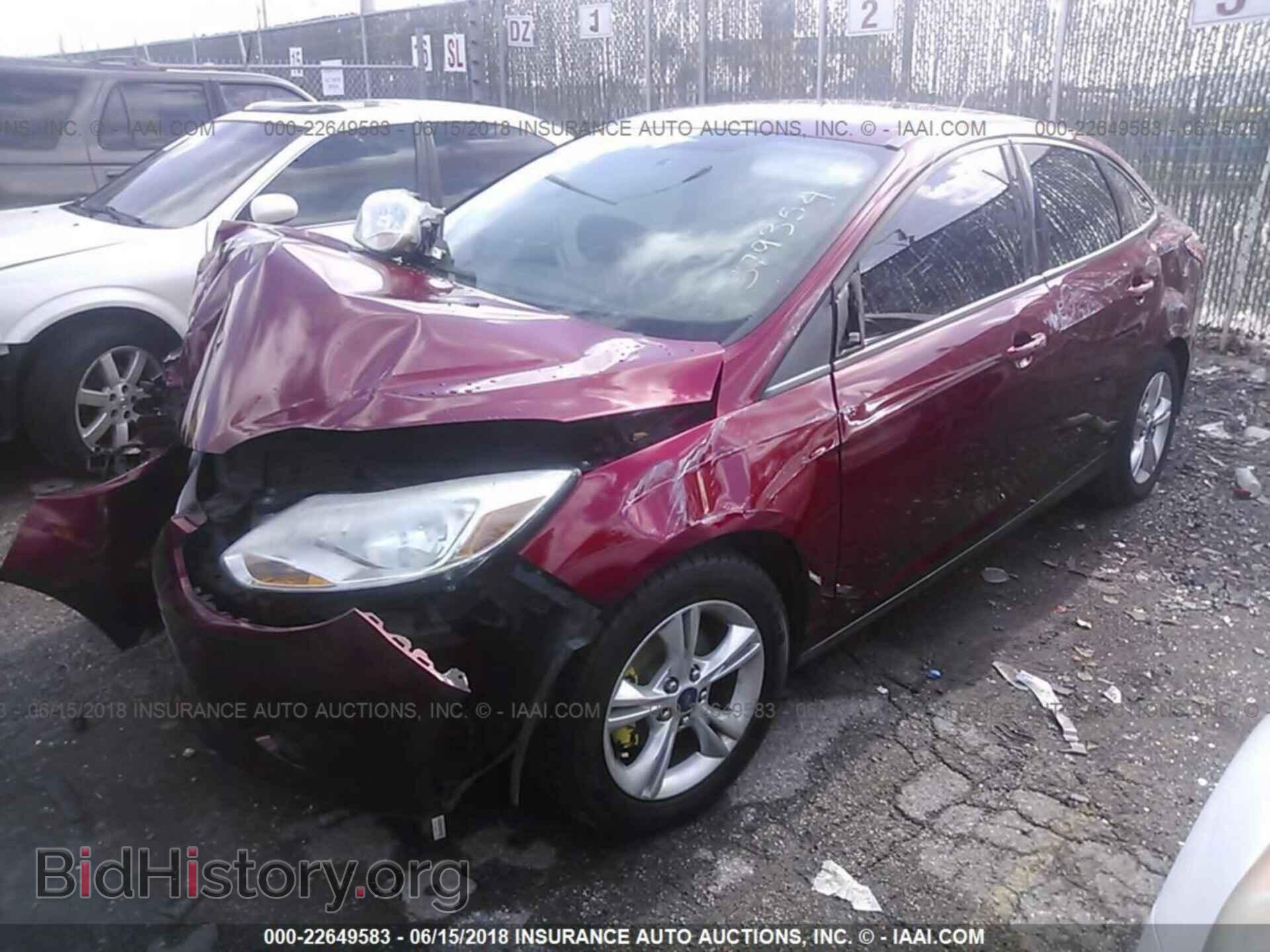2013 Ford Focus - VIN: 1FADP3F27DL379354 - Photo 2