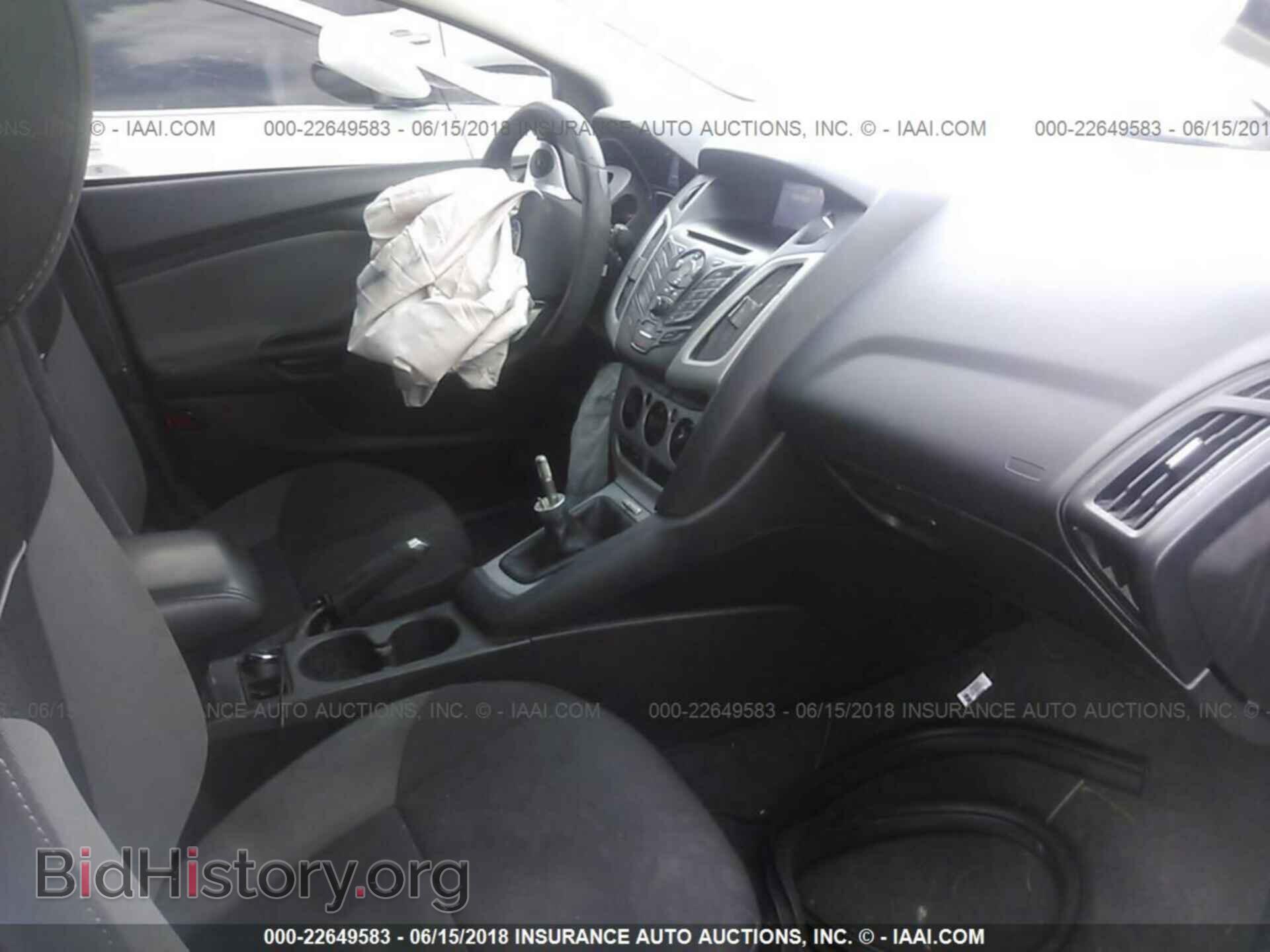 2013 Ford Focus - VIN: 1FADP3F27DL379354 - Photo 5