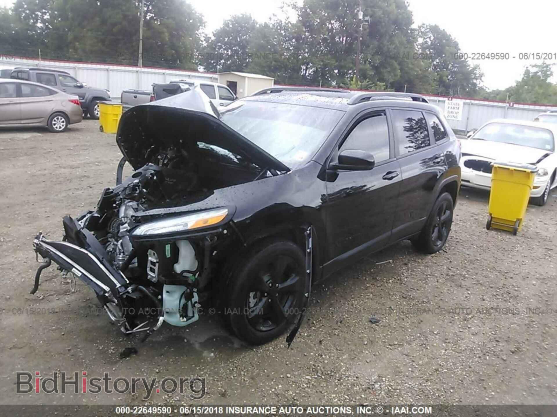 2017 Jeep Cherokee - VIN: 1C4PJLDB8HW603344 - Фото 2