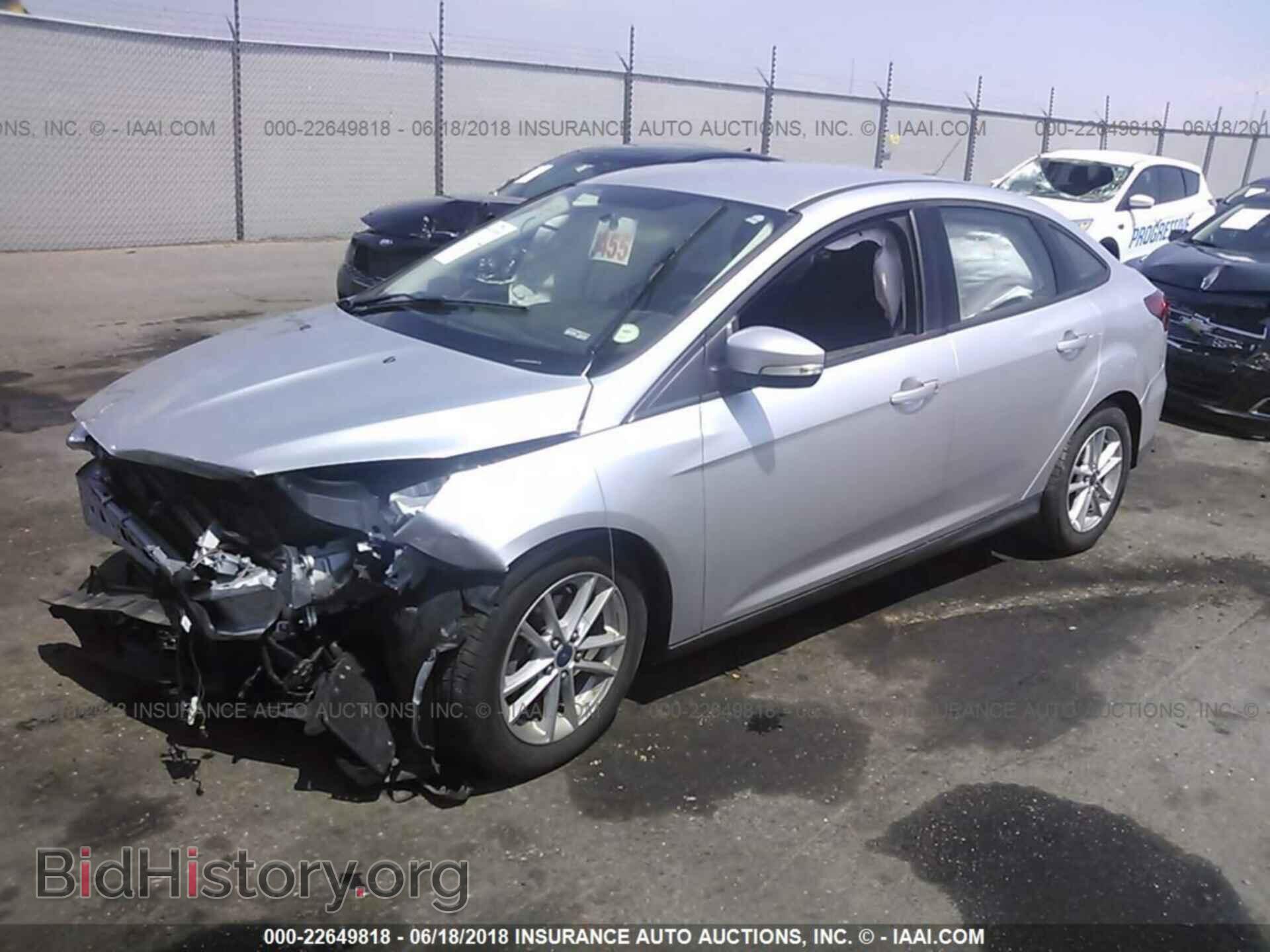 2016 Ford Focus - VIN: 1FADP3F24GL238259 - Фото 2