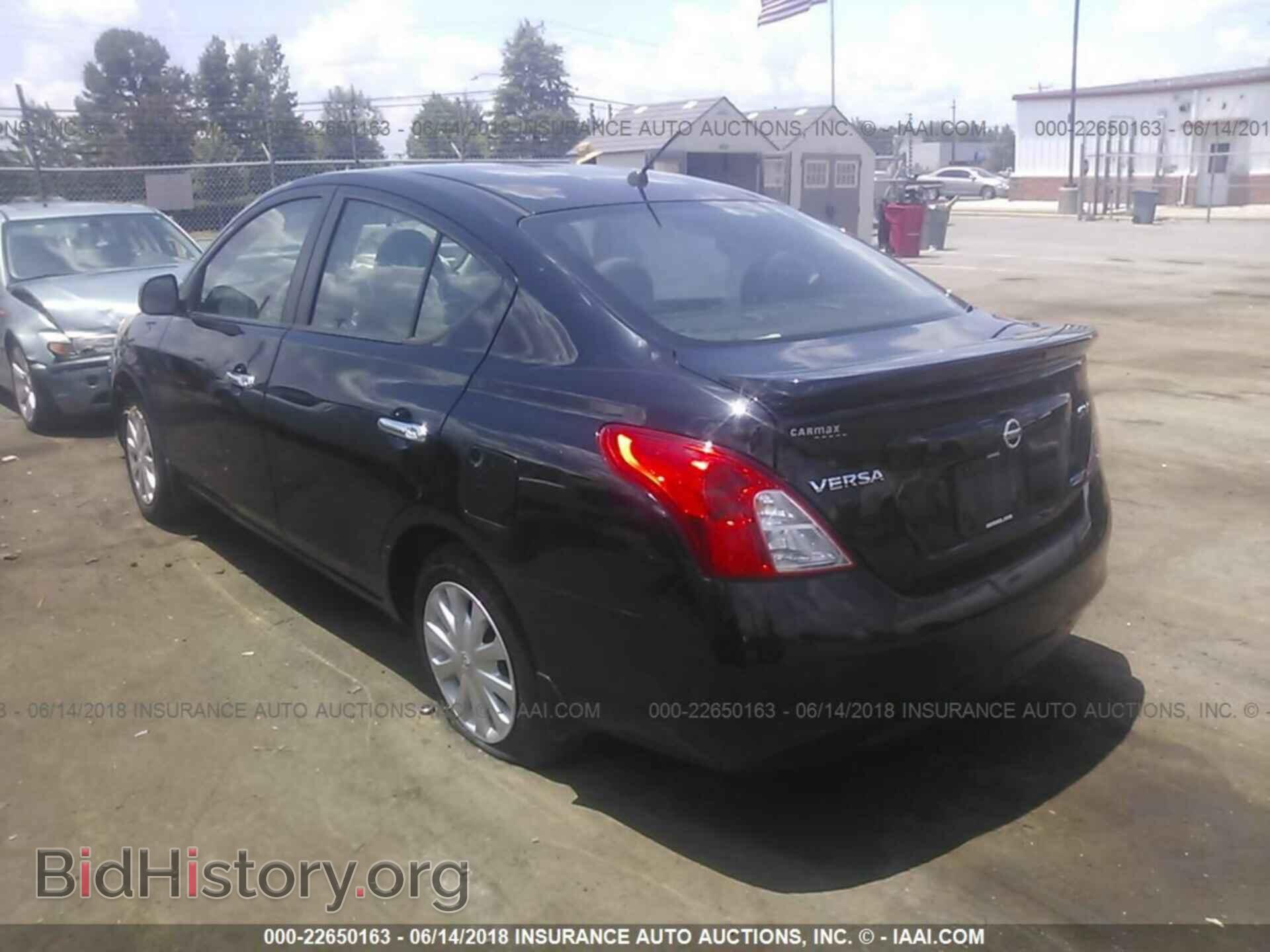 2013 Nissan Versa - VIN: 3N1CN7AP8DL868830 - Фото 3