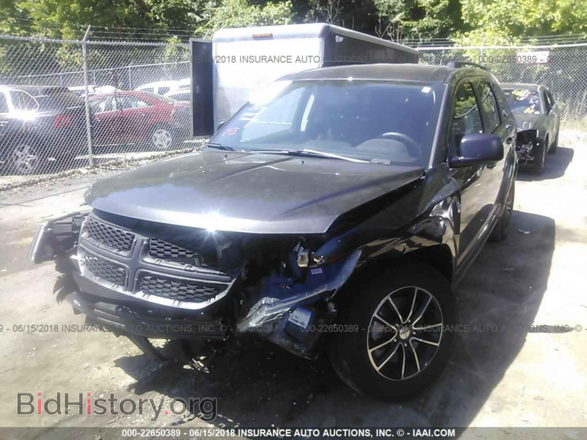 2017 Dodge Journey - VIN: 3C4PDCAB9HT599600 - Фото 2