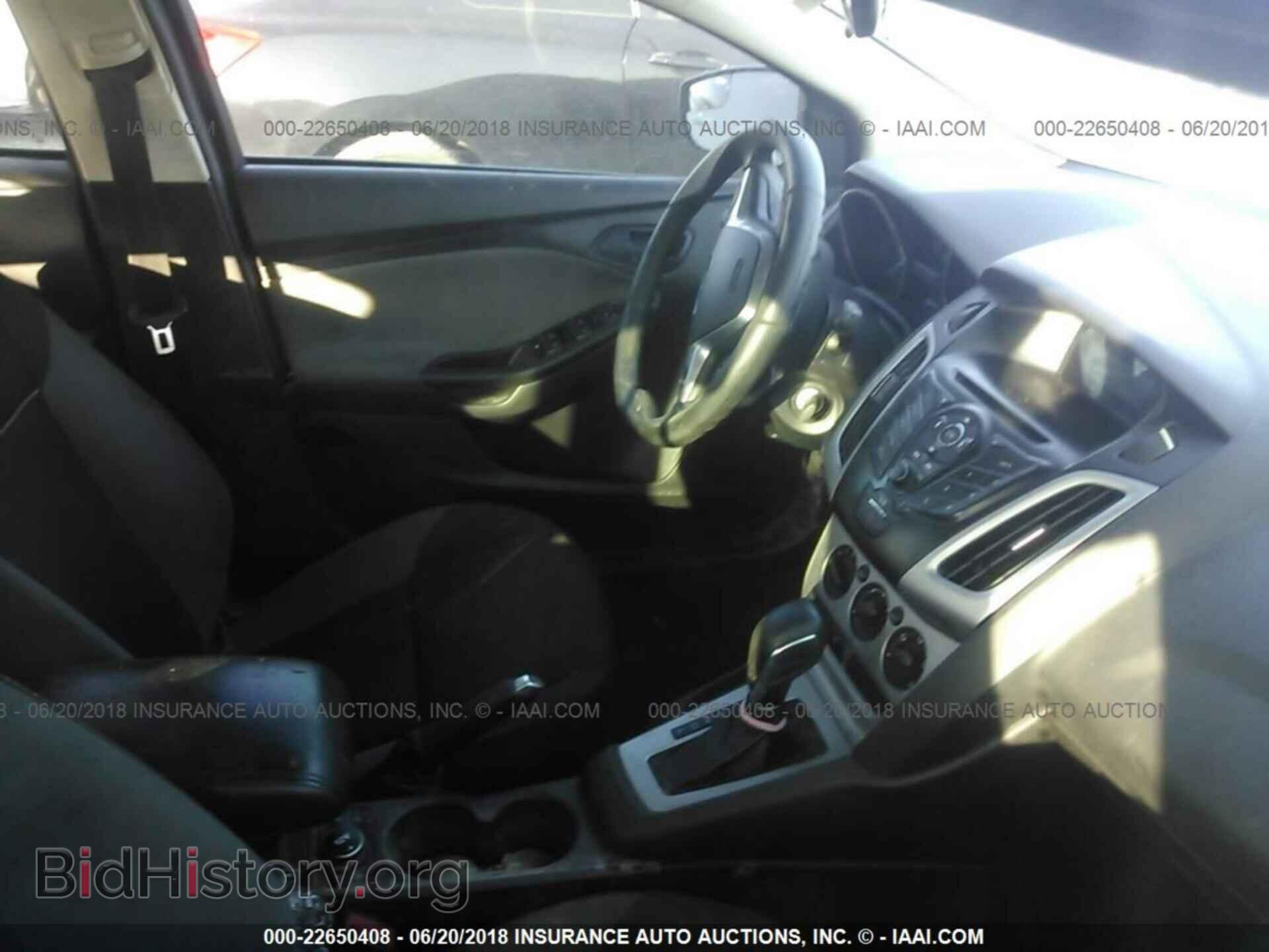 2012 Ford Focus - VIN: 1FAHP3F24CL361586 - Photo 5