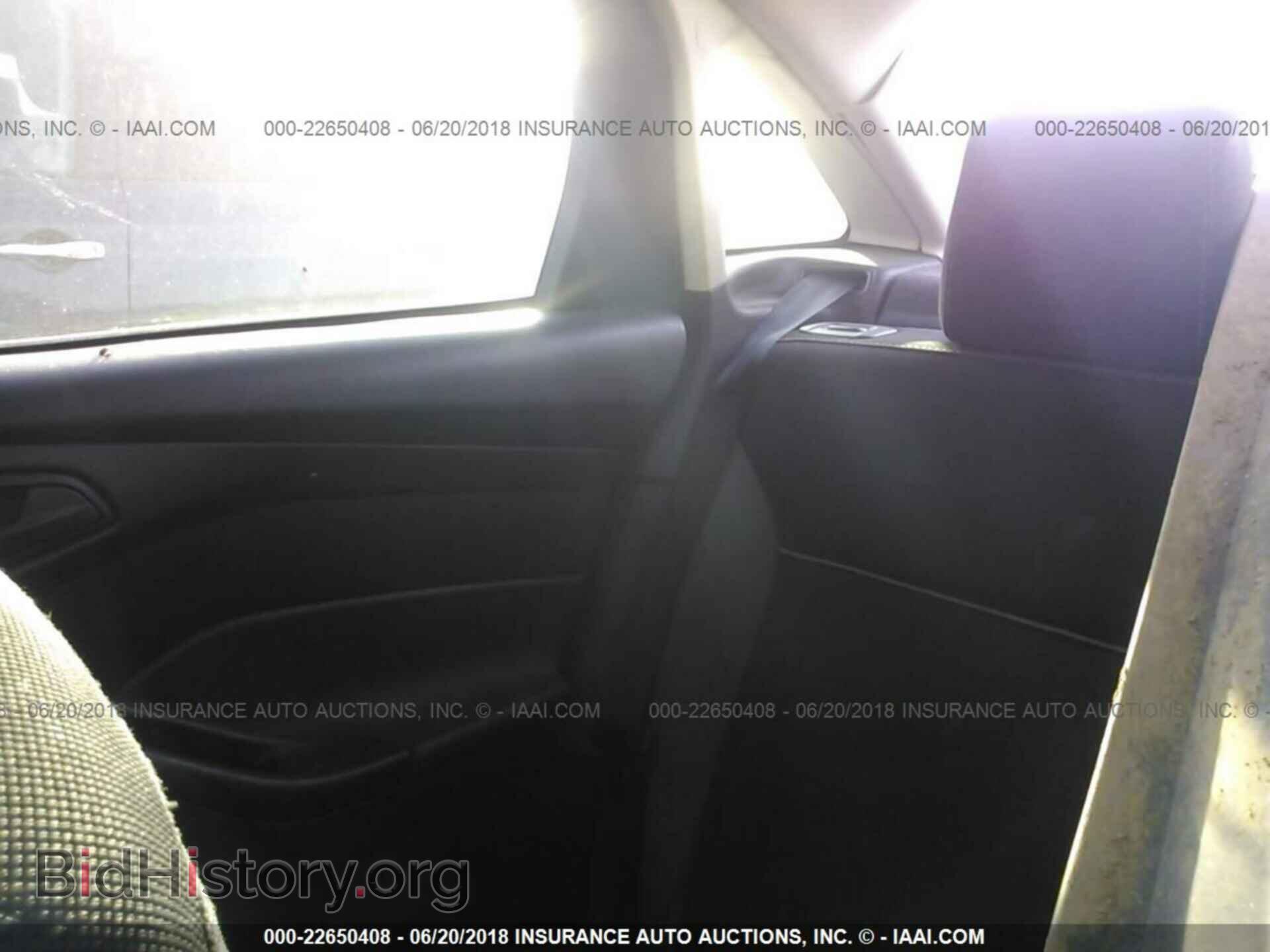 2012 Ford Focus - VIN: 1FAHP3F24CL361586 - Photo 8