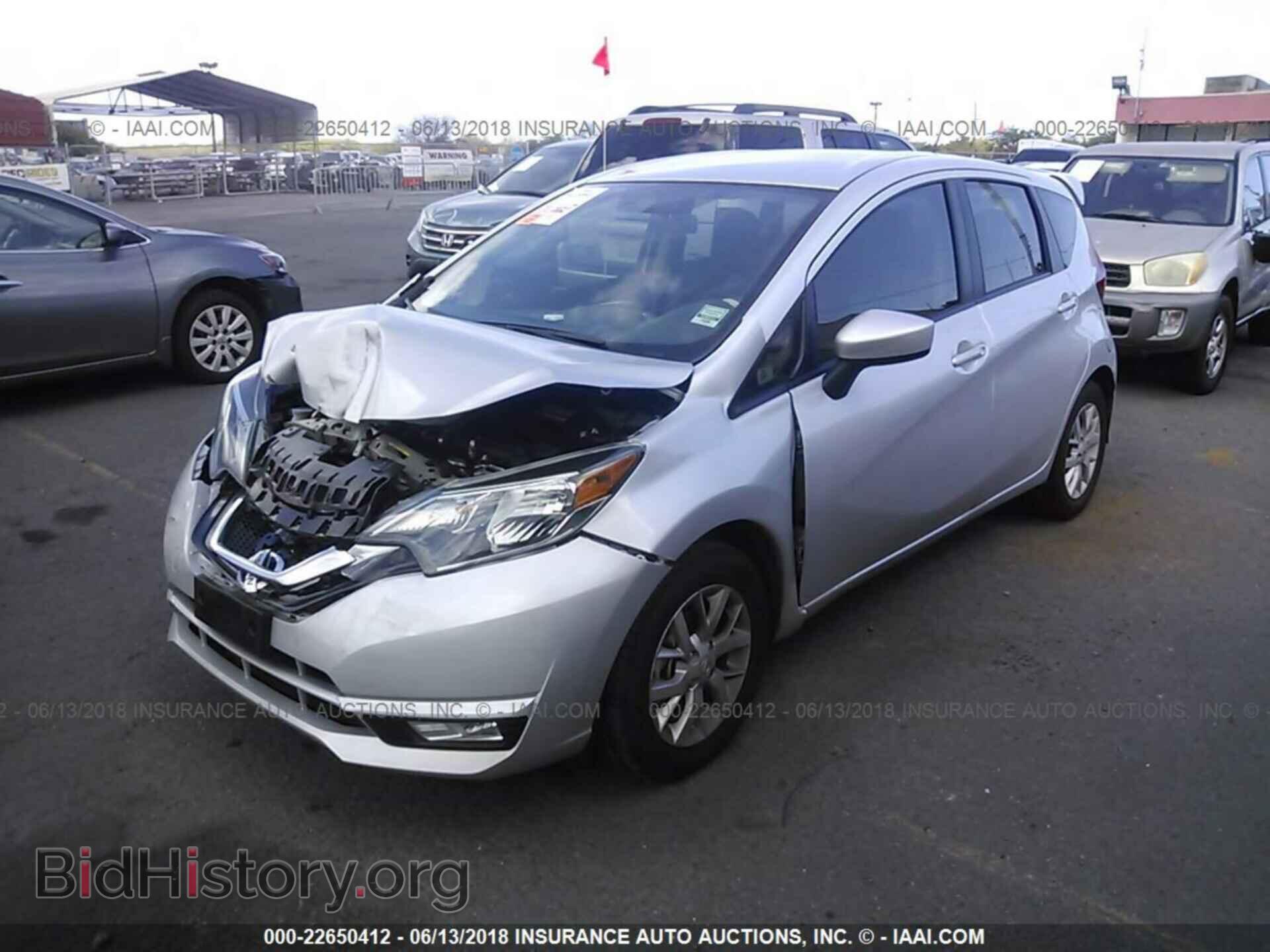 2017 Nissan Versa note - VIN: 3N1CE2CP3HL378740 - Photo 2