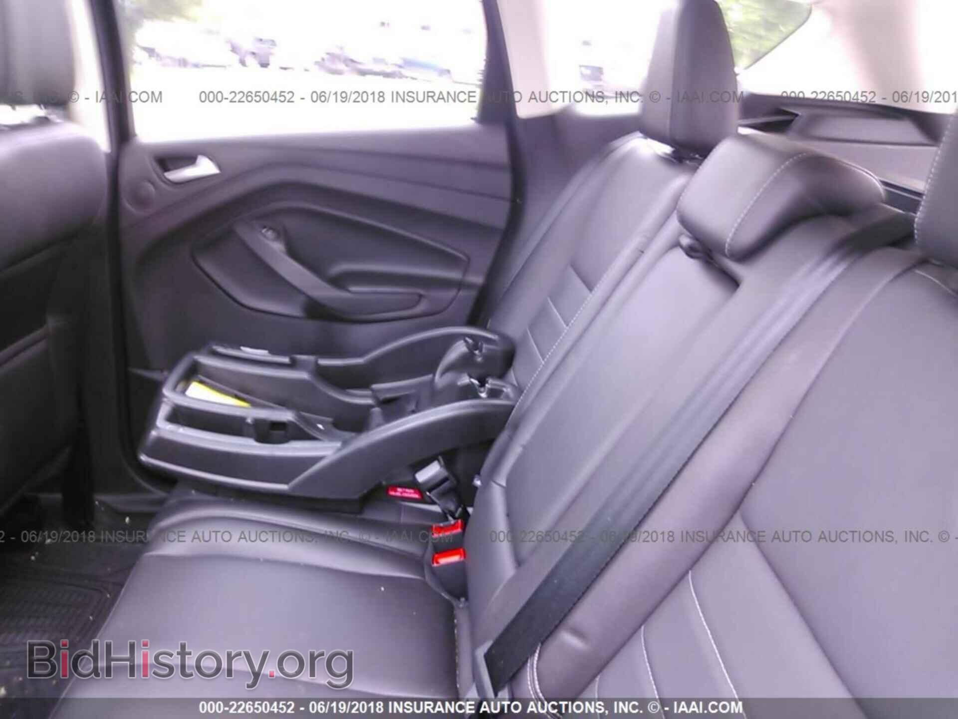 2015 Ford Escape - VIN: 1FMCU9J96FUB55152 - Photo 8