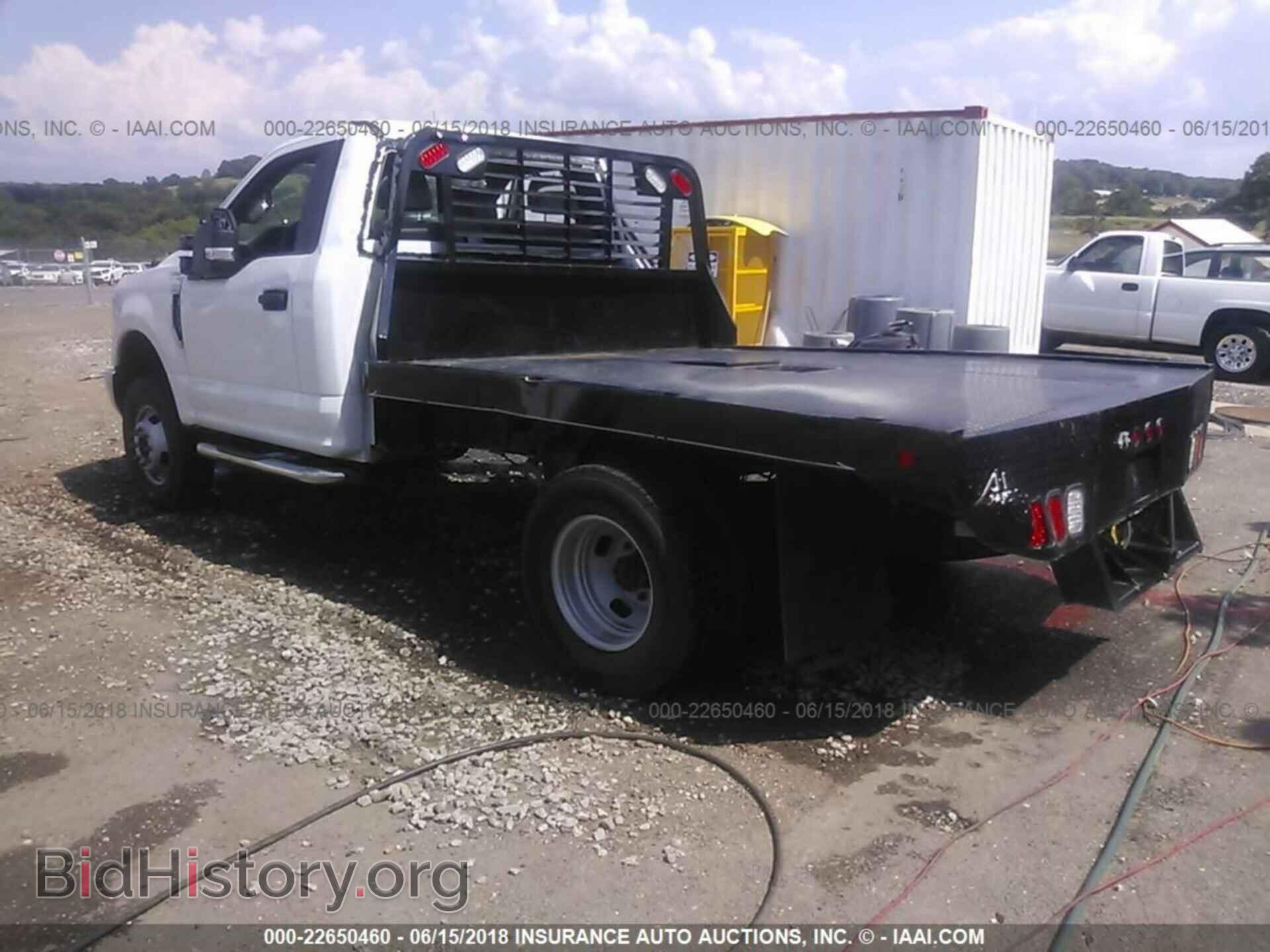 2017 Ford F350 - VIN: 1FDRF3H60HEF07166 - Фото 3