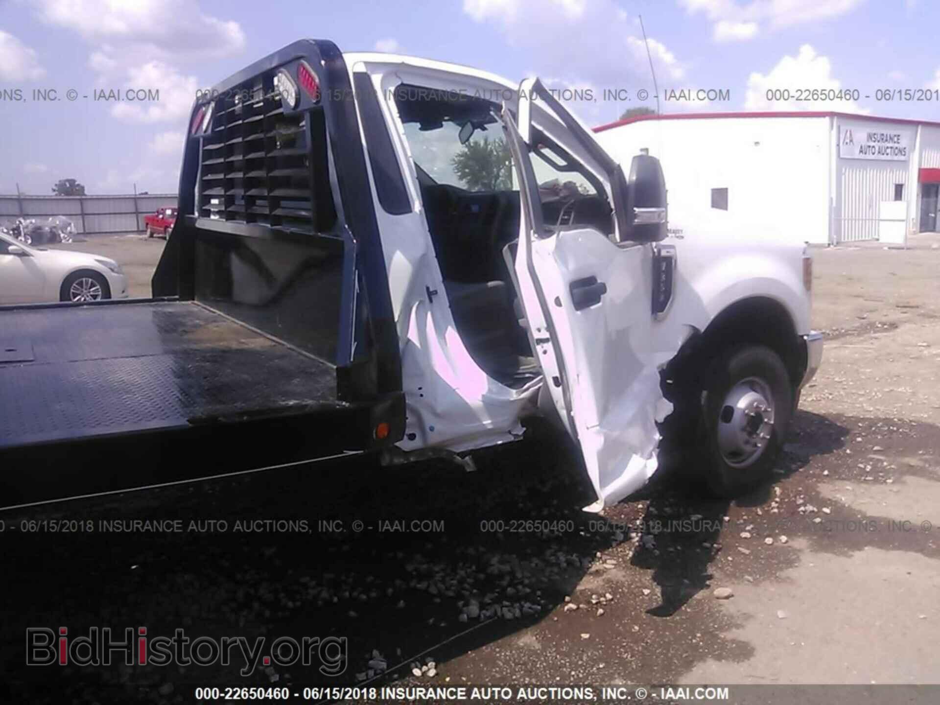 2017 Ford F350 - VIN: 1FDRF3H60HEF07166 - Фото 8