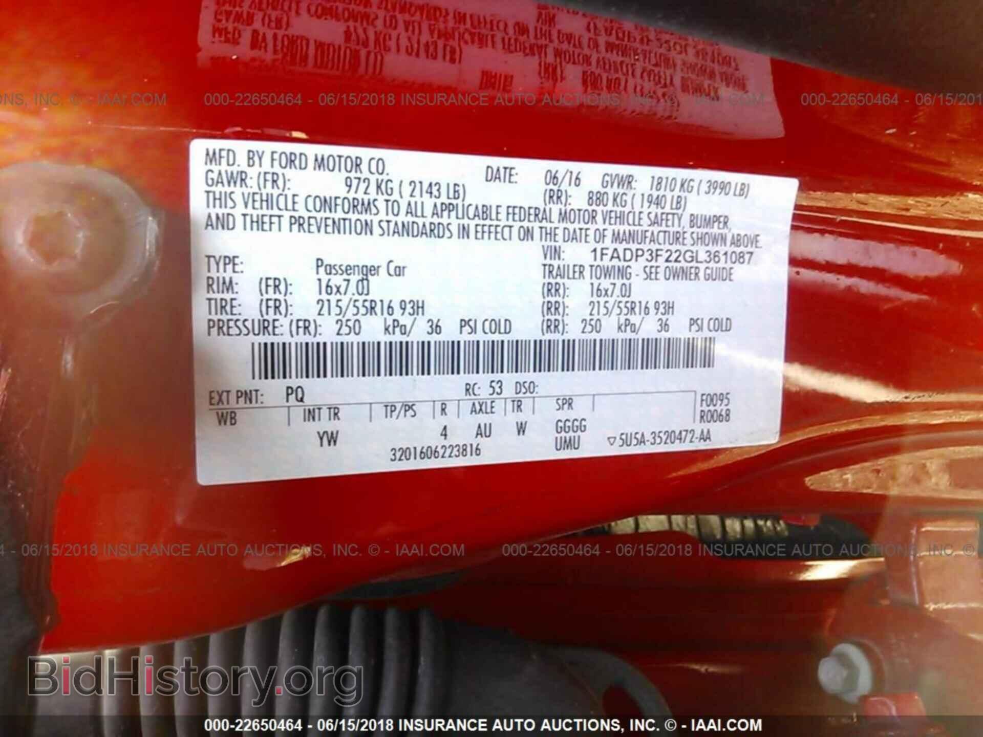 2016 Ford Focus - VIN: 1FADP3F22GL361087 - Photo 9