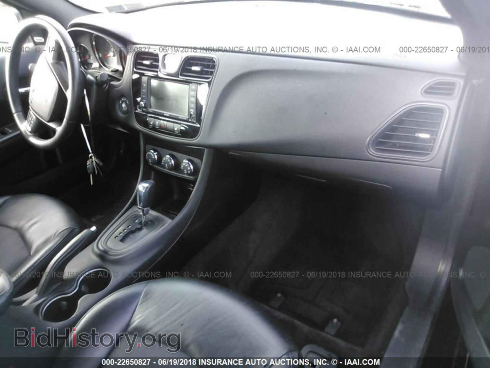 2013 Chrysler 200 - VIN: 1C3CCBCG3DN719538 - Photo 5