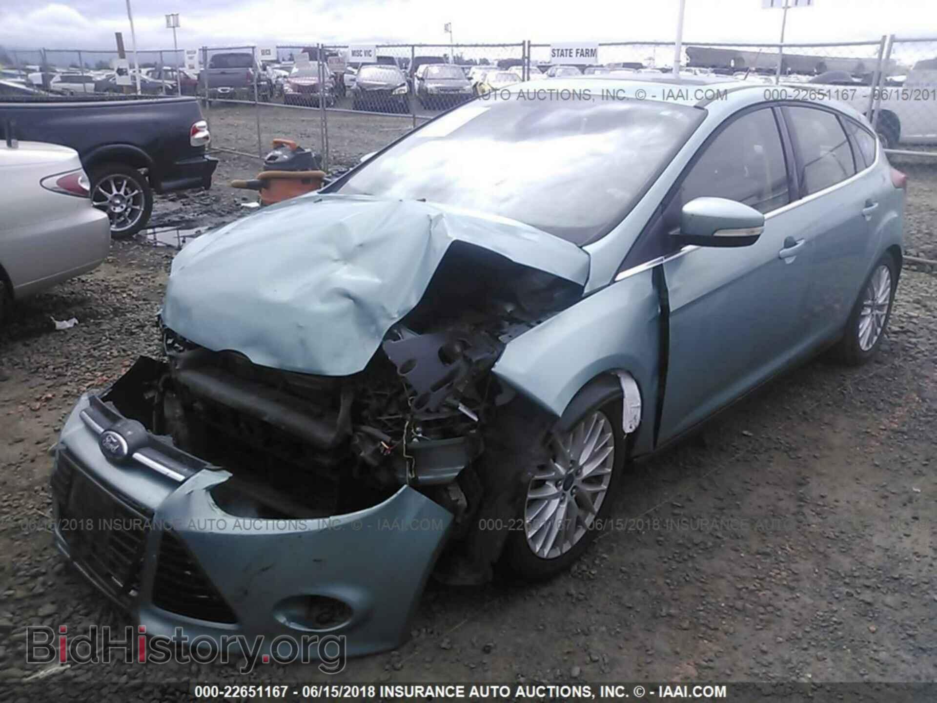 2012 Ford Focus - VIN: 1FAHP3M26CL268247 - Photo 2