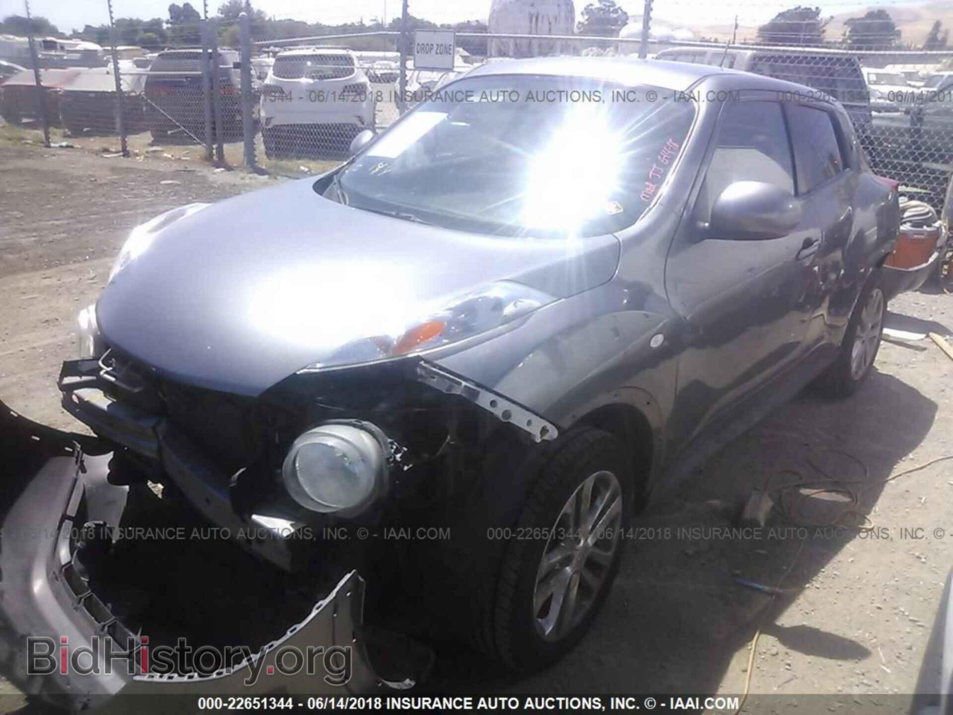 2012 Nissan Juke - VIN: JN8AF5MR2CT103713 - Фото 2