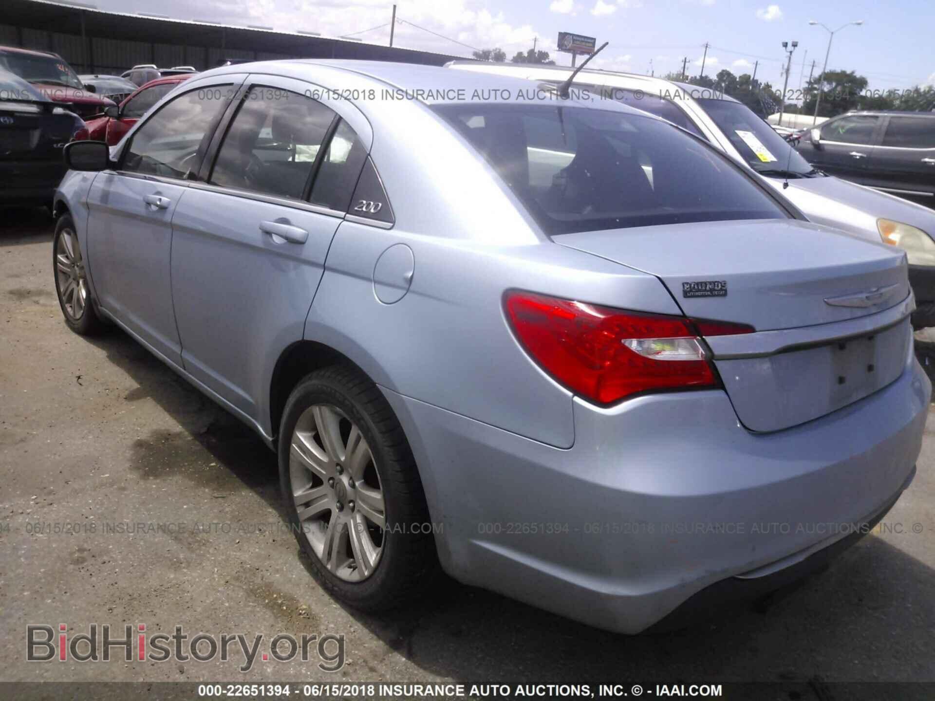 2012 Chrysler 200 - VIN: 1C3CCBBG2CN263578 - Фото 3