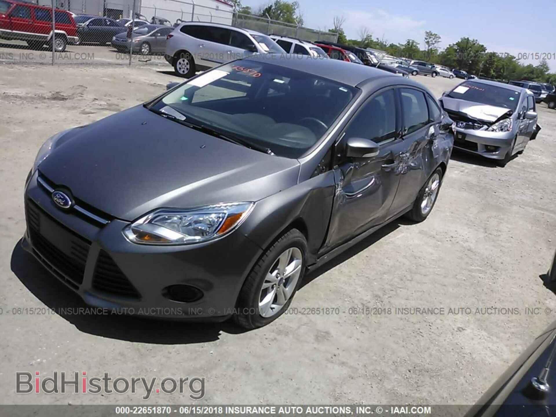 2013 Ford Focus - VIN: 1FADP3F24DL349048 - Фото 2