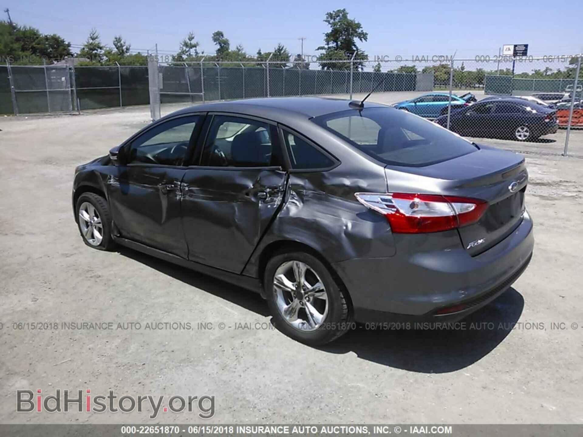 2013 Ford Focus - VIN: 1FADP3F24DL349048 - Фото 3