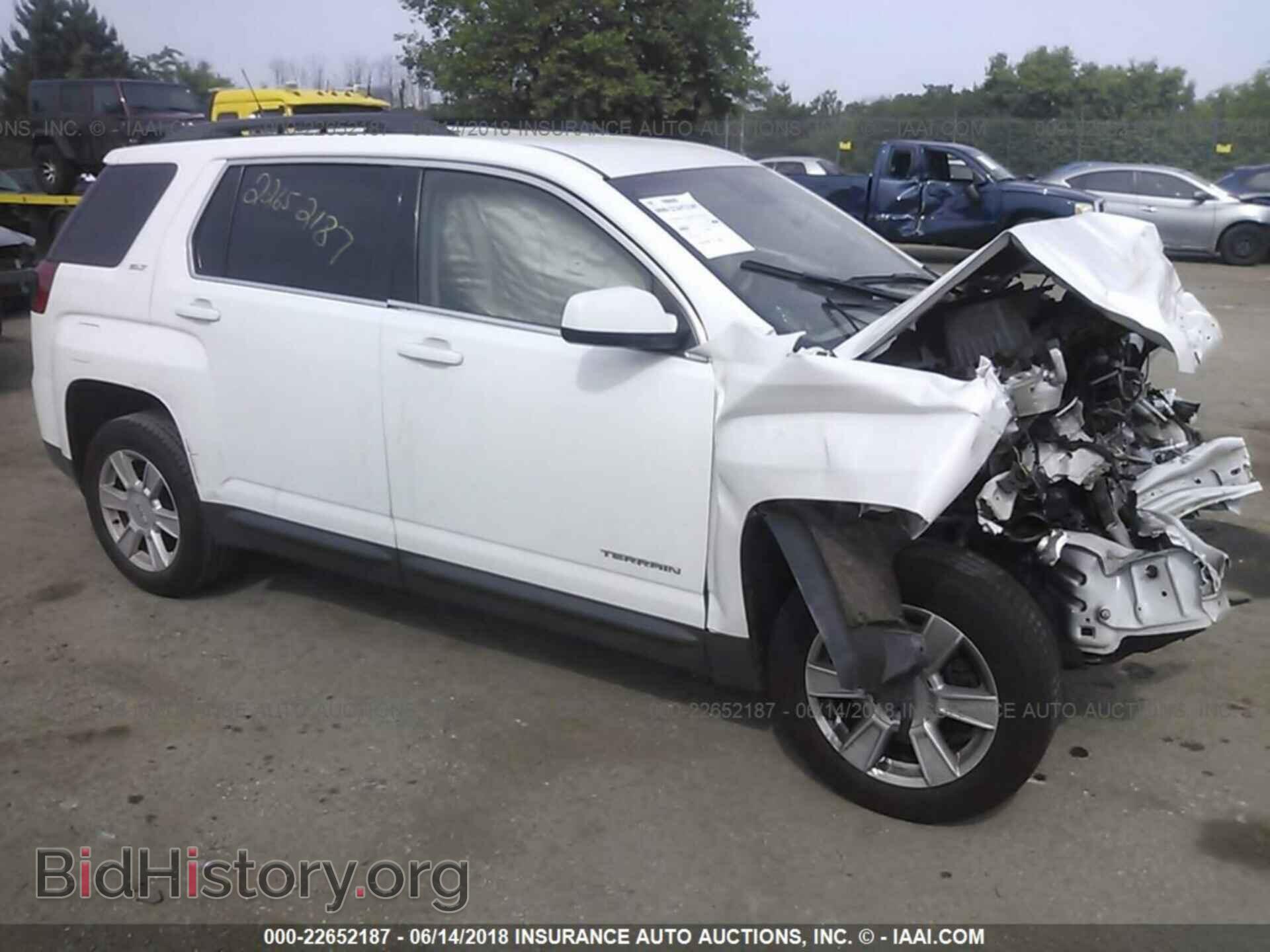 Фотография 2GKFLVEK1C6389918 - Gmc Terrain 2012