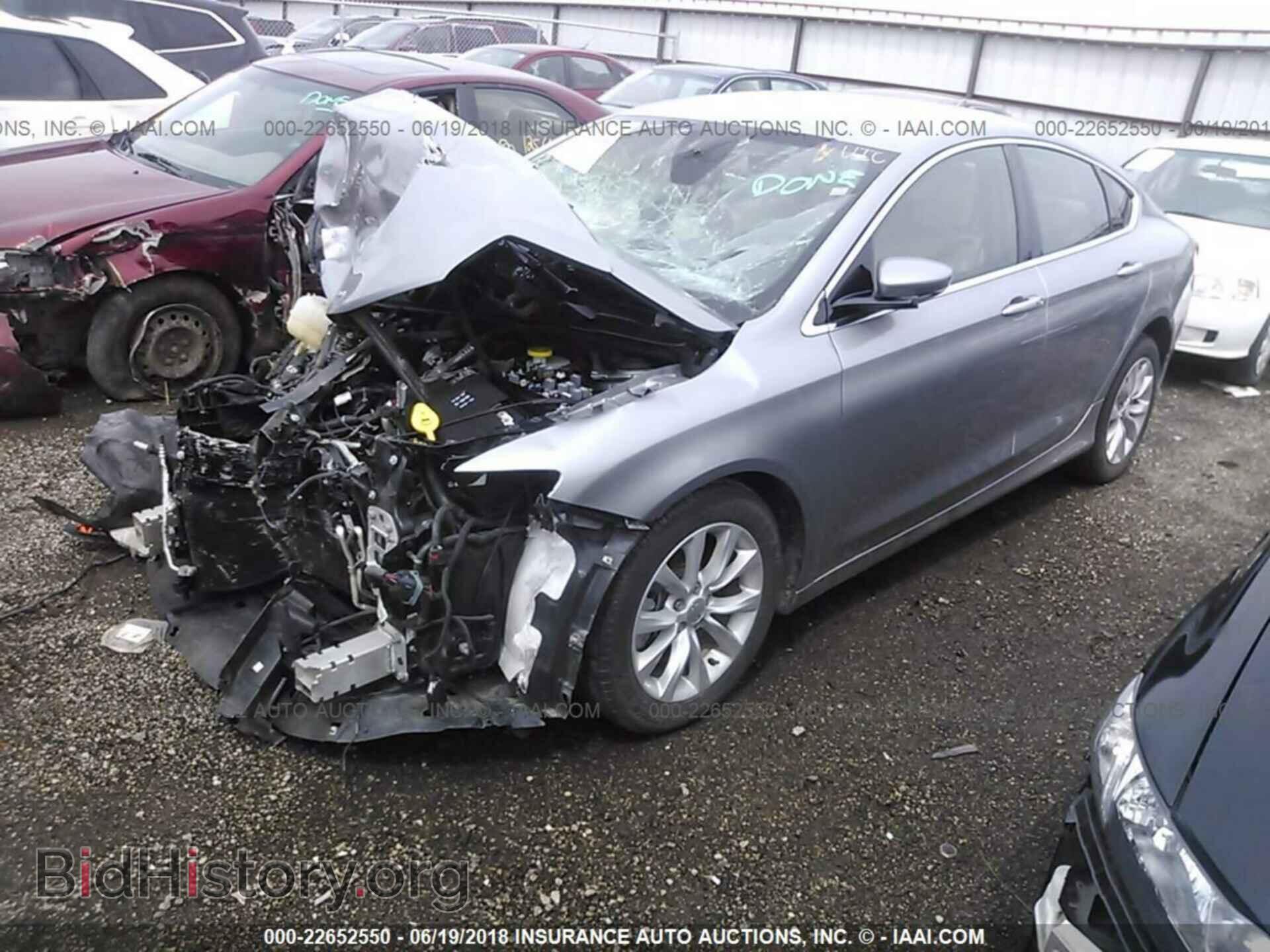 2015 Chrysler 200 - VIN: 1C3CCCCG5FN510245 - Фото 2