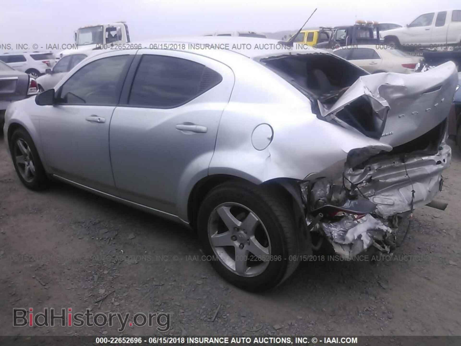 2011 Dodge Avenger - VIN: 1B3BD4FB4BN546515 - Photo 3
