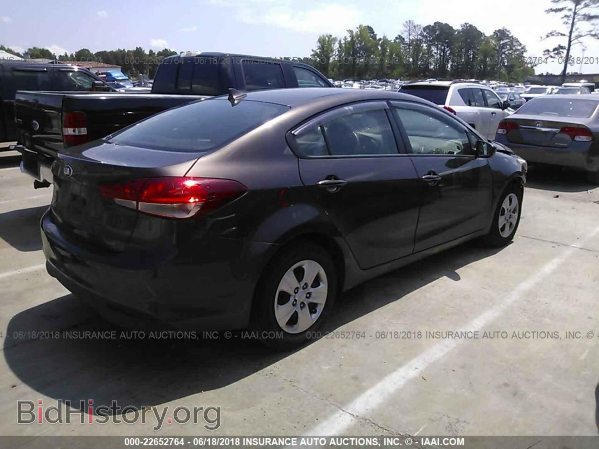 2017 KIA FORTE - VIN: 3KPFK4A75HE137333 - Фото 4
