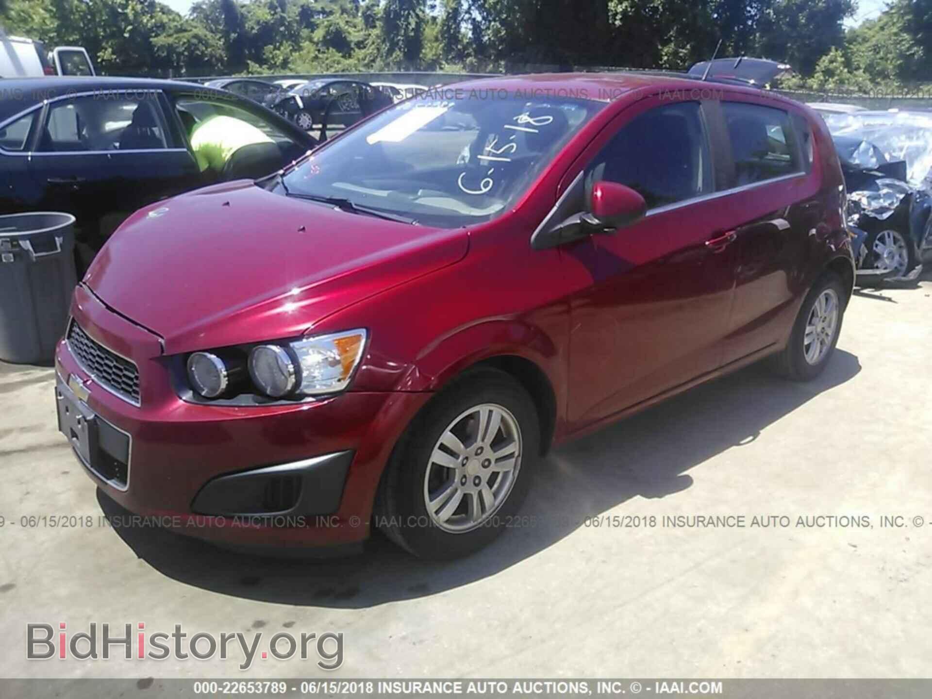 2012 Chevrolet Sonic - VIN: 1G1JC6SH6C4226499 - Фото 2
