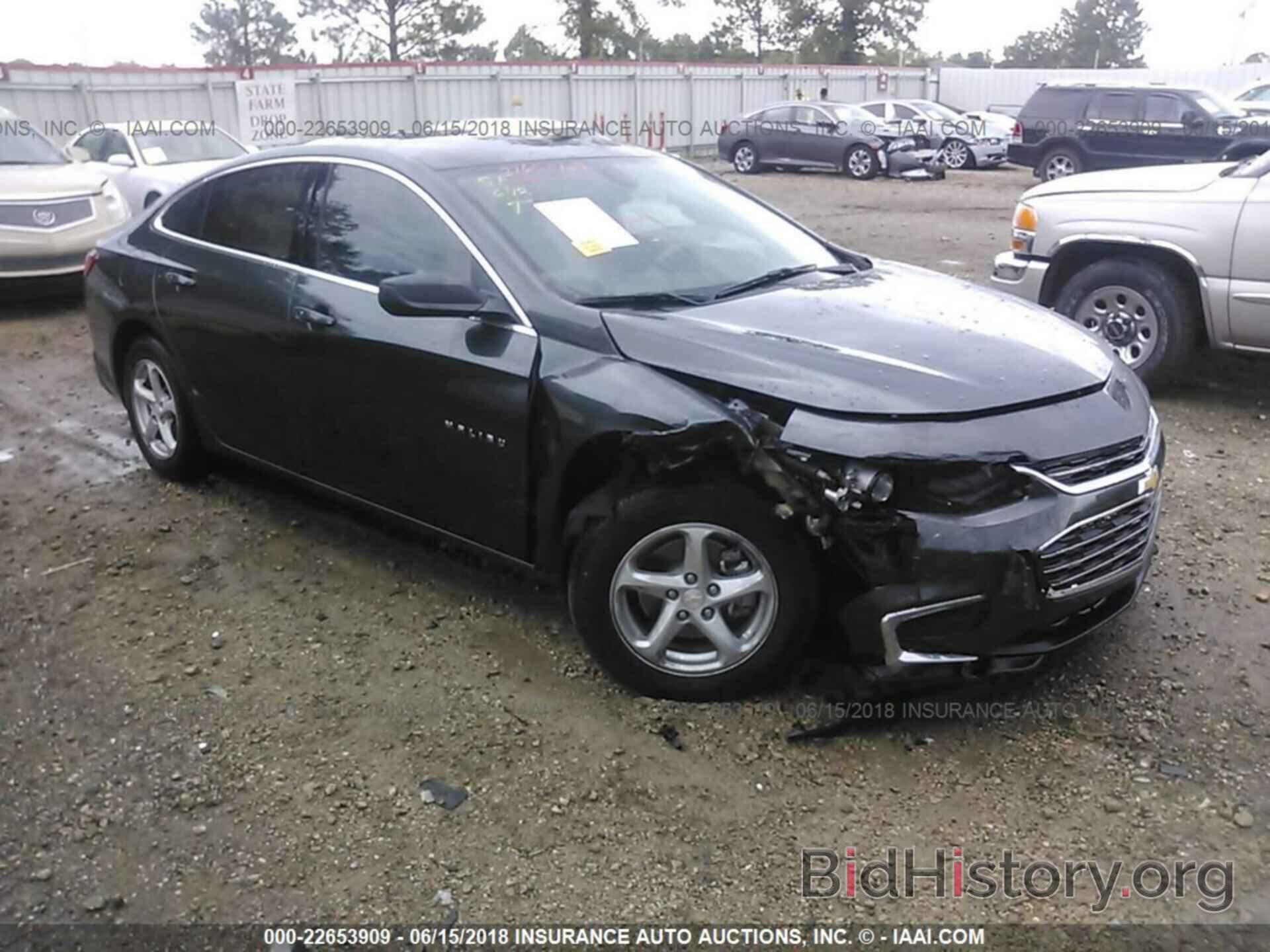 Photo 1G1ZB5ST8HF262209 - Chevrolet Malibu 2017