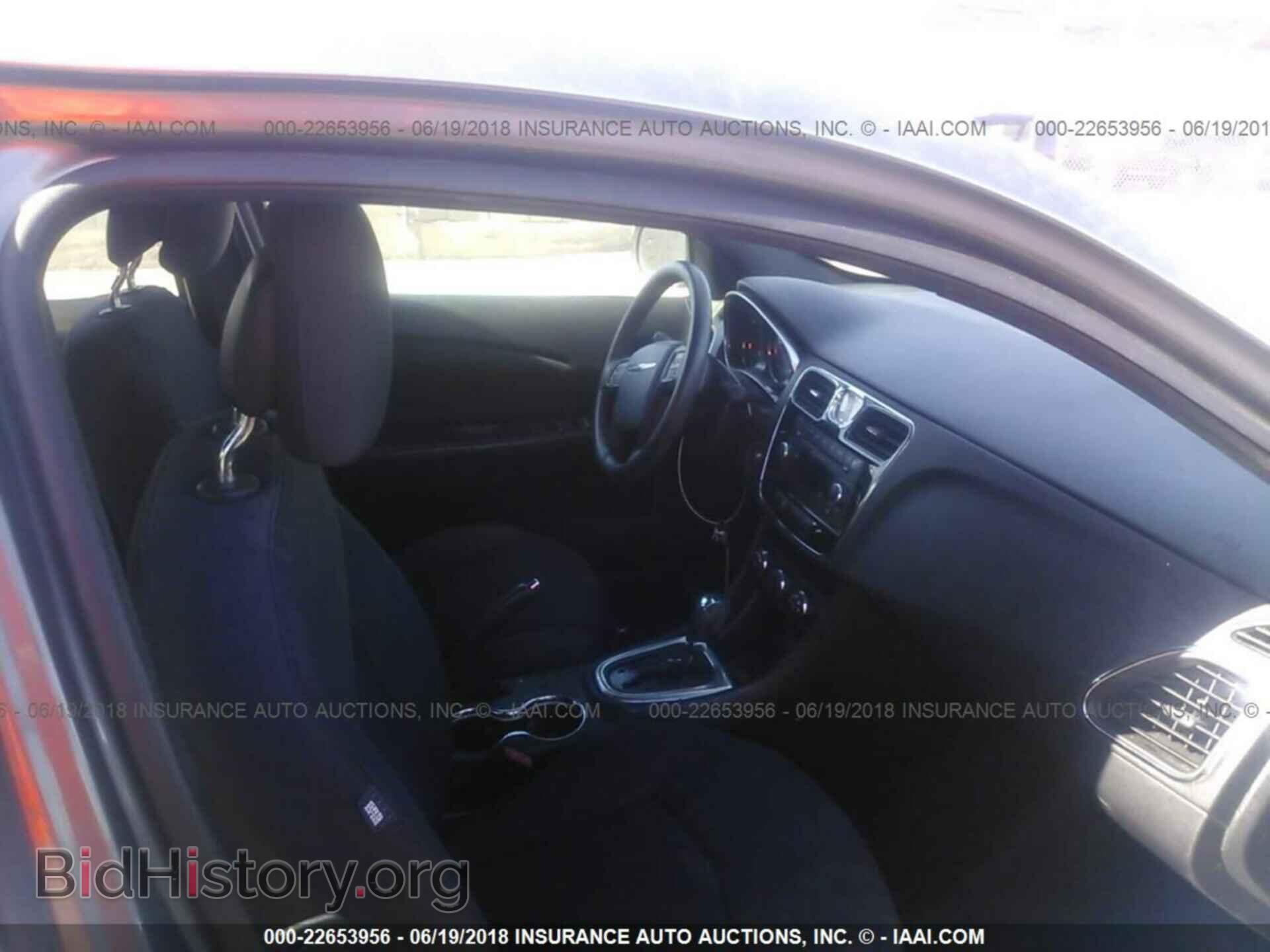 2013 Chrysler 200 - VIN: 1C3CCBAB5DN733223 - Photo 5