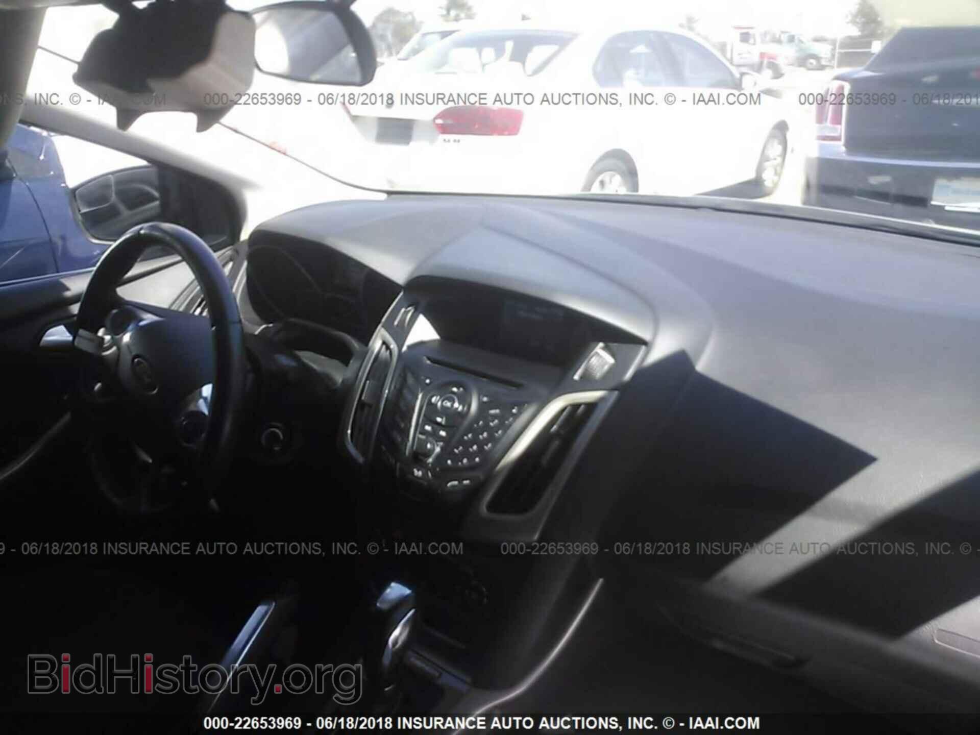 2012 Ford Focus - VIN: 1FAHP3H20CL367480 - Photo 5
