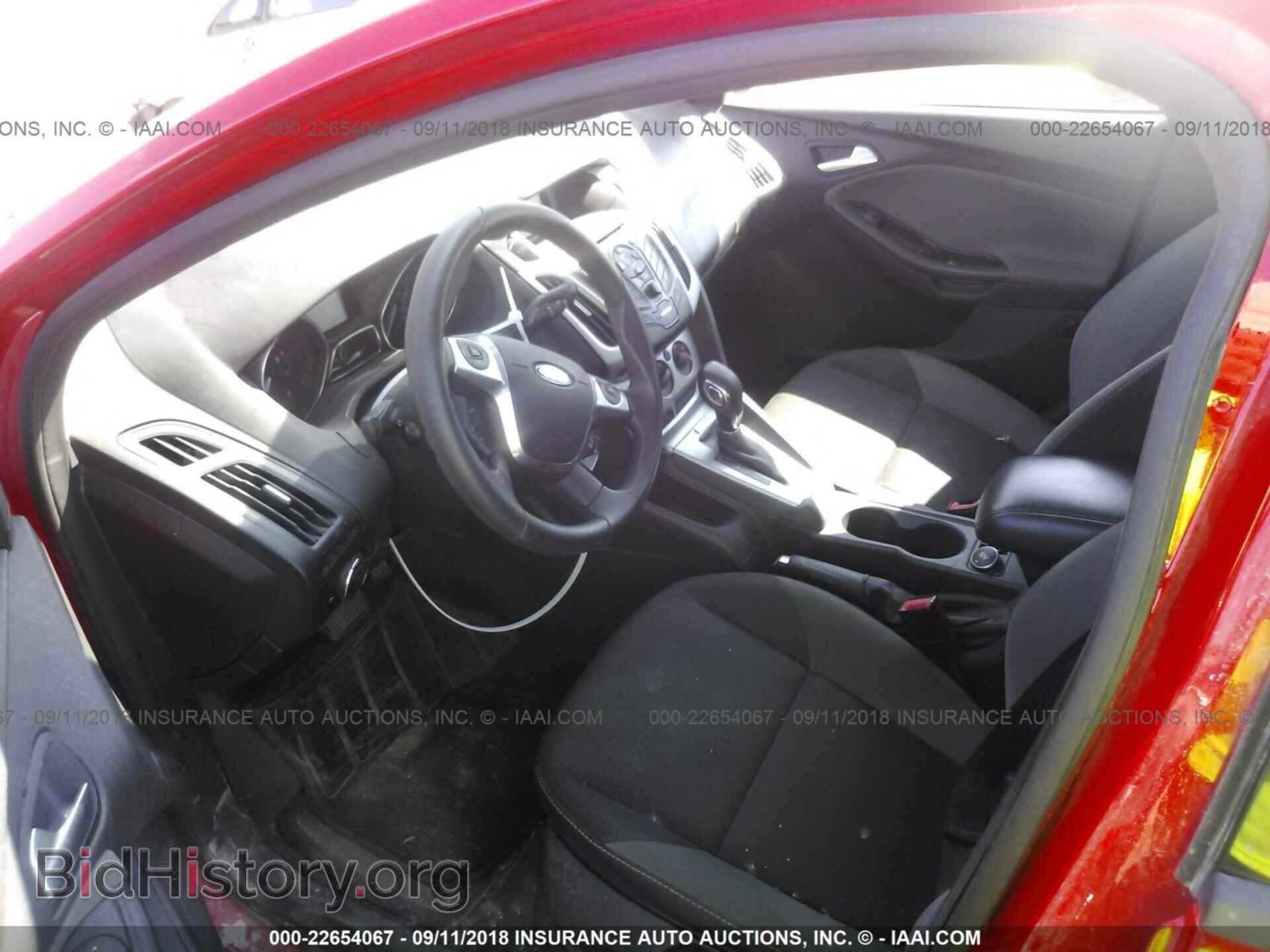 2013 Ford Focus - VIN: 1FADP3K27DL131109 - Photo 5