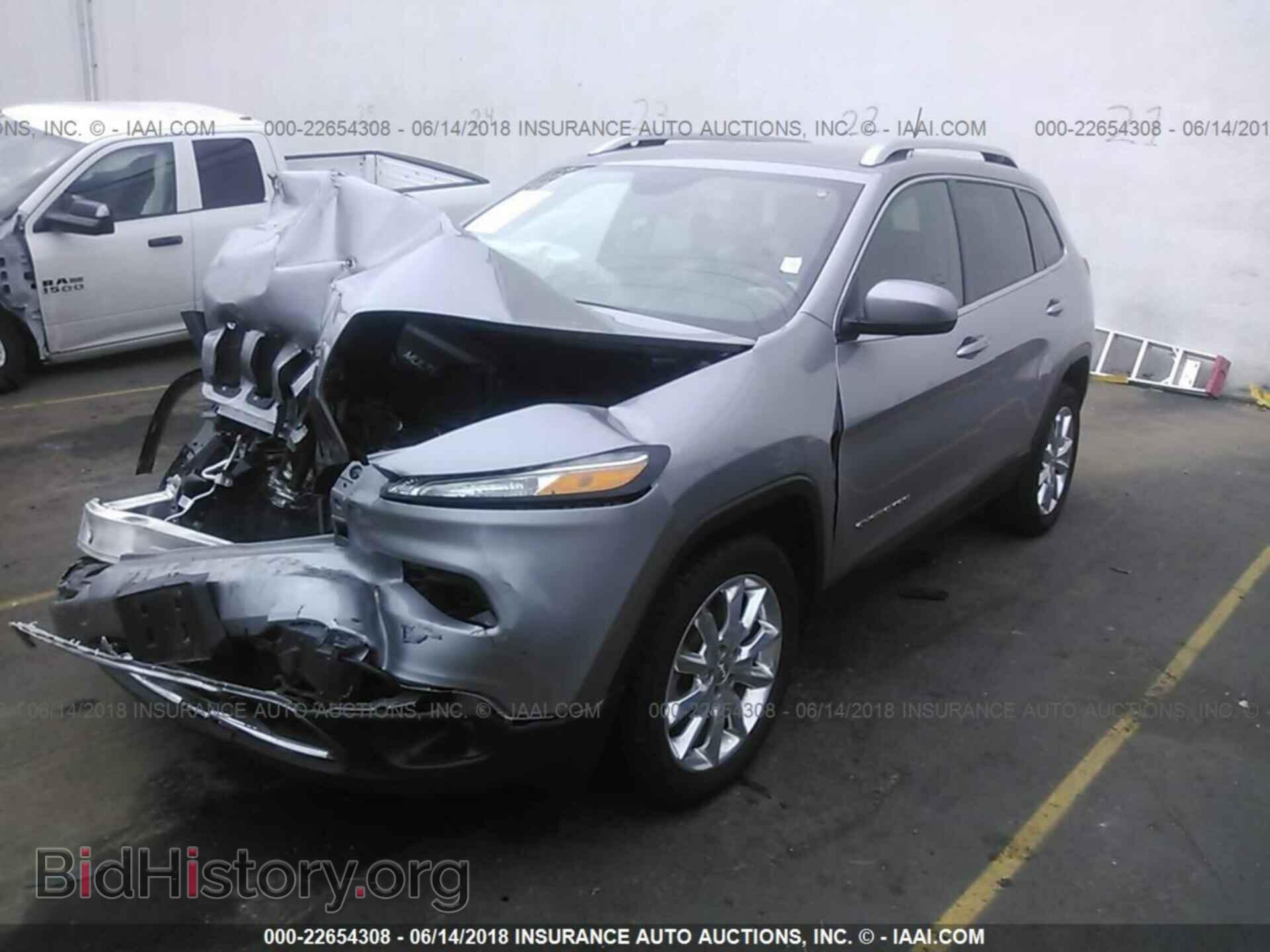 2017 Jeep Cherokee - VIN: 1C4PJLDB3HW523191 - Фото 2