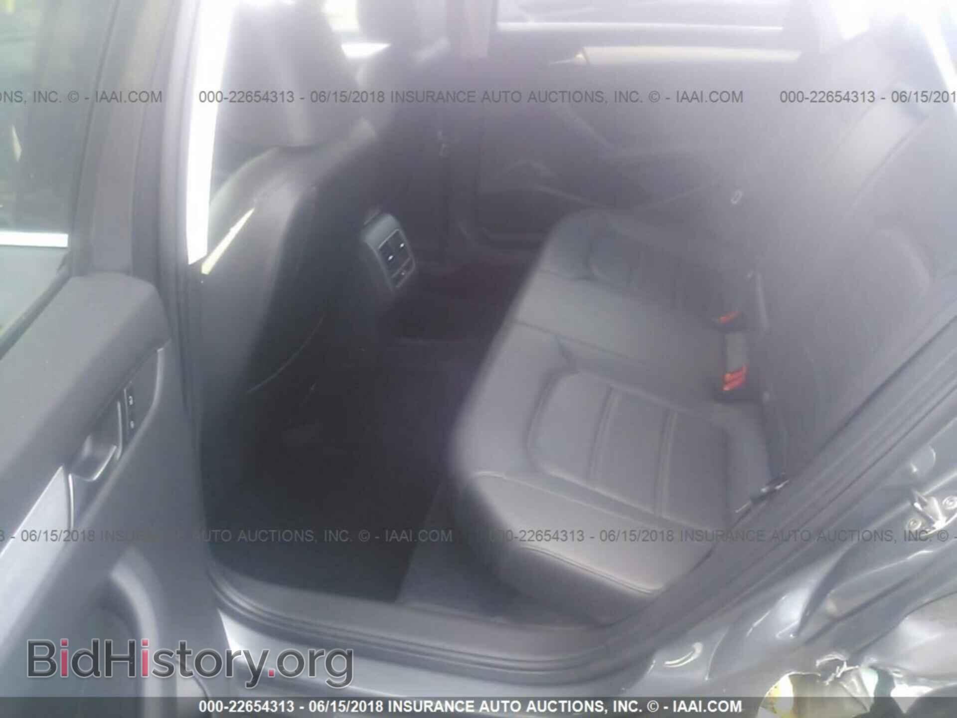 2013 Volkswagen Passat - VIN: 1VWBP7A34DC021893 - Фото 8