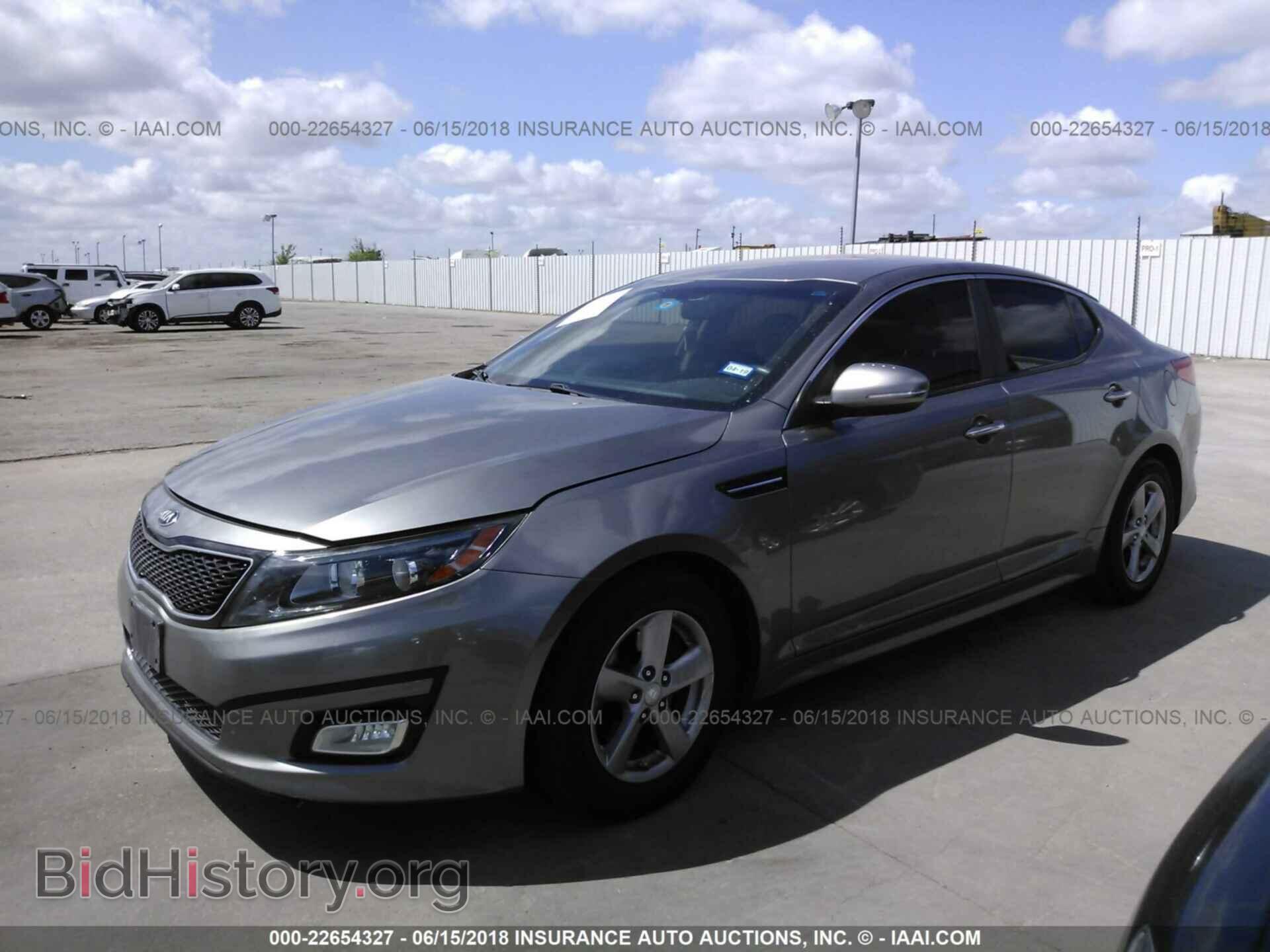 2014 Kia Optima - VIN: 5XXGM4A70EG280790 - Photo 2