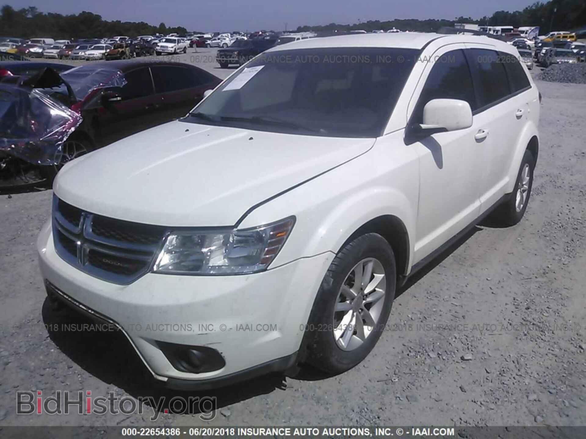 2015 Dodge Journey - VIN: 3C4PDDBG7FT600692 - Photo 2