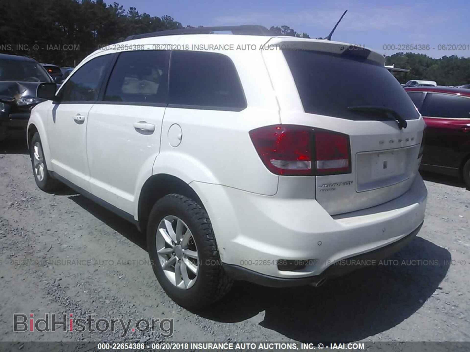 2015 Dodge Journey - VIN: 3C4PDDBG7FT600692 - Photo 3