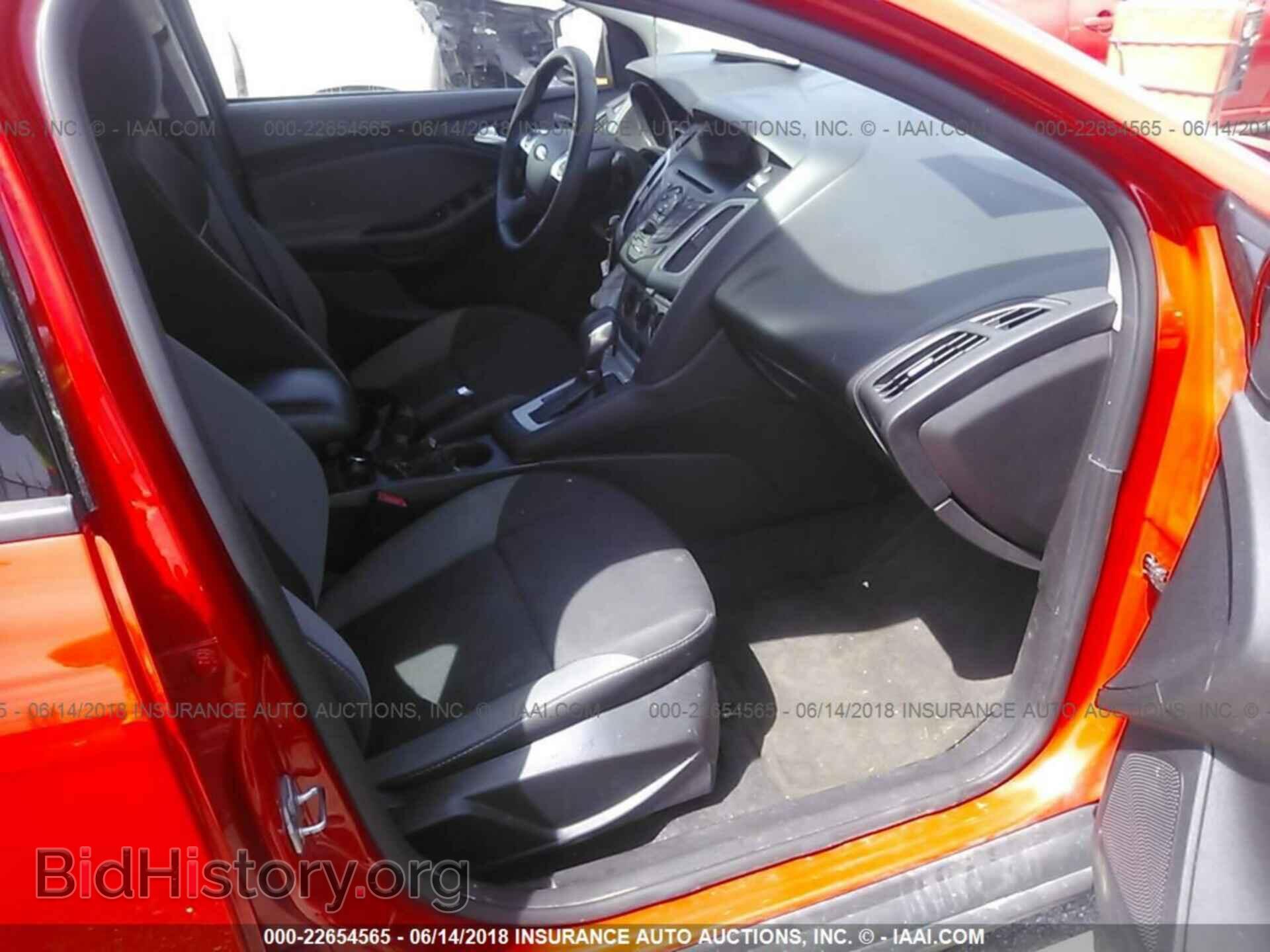 2014 Ford Focus - VIN: 1FADP3F2XEL361819 - Фото 5